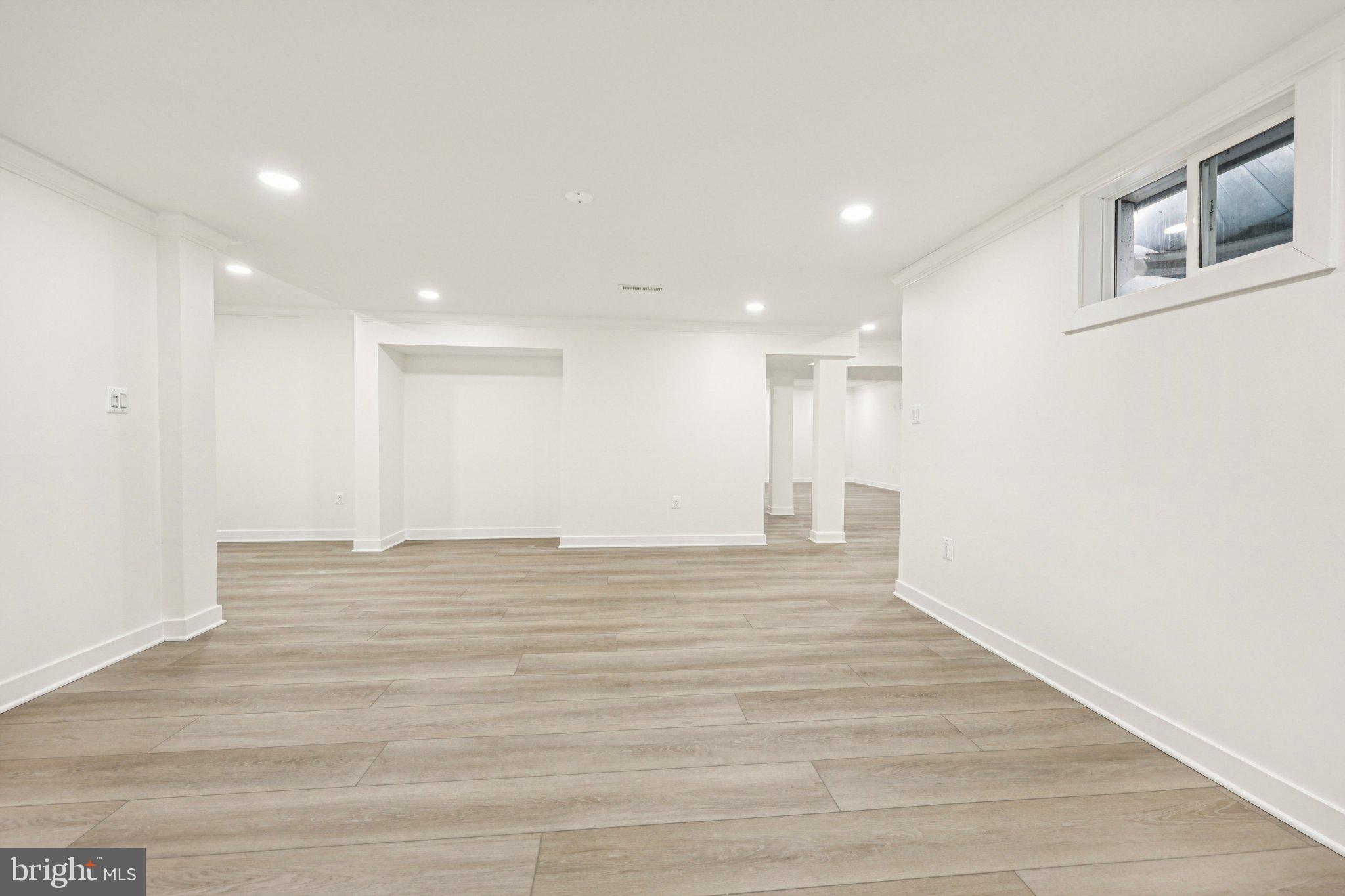 POPLAR PARK - Residential