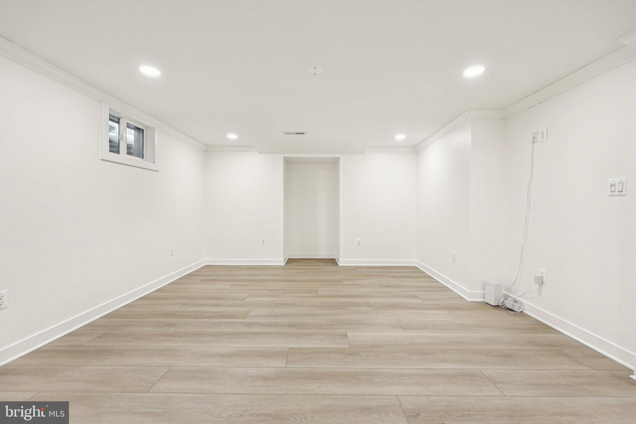POPLAR PARK - Residential
