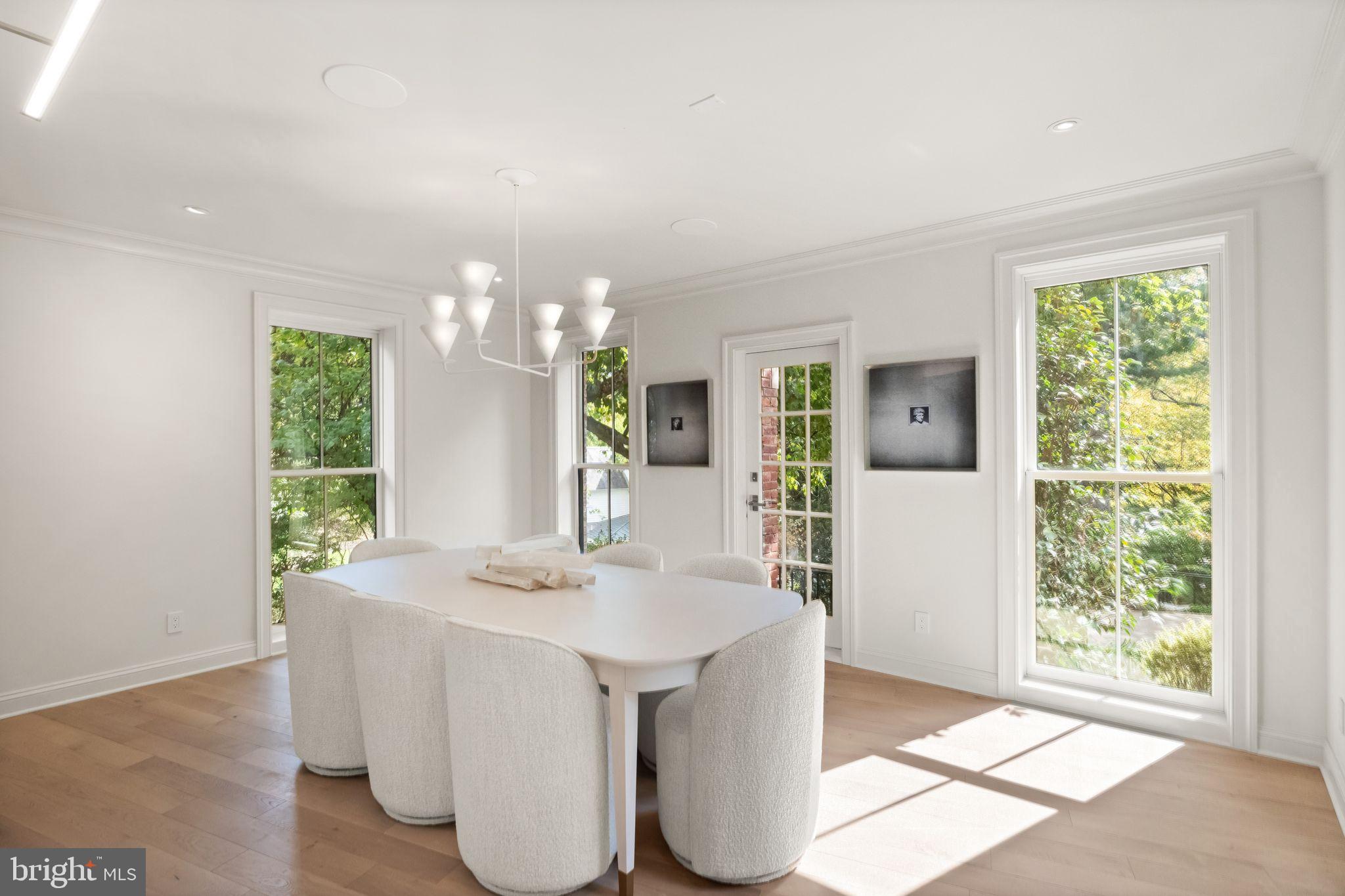 CLEVELAND PARK - Residential