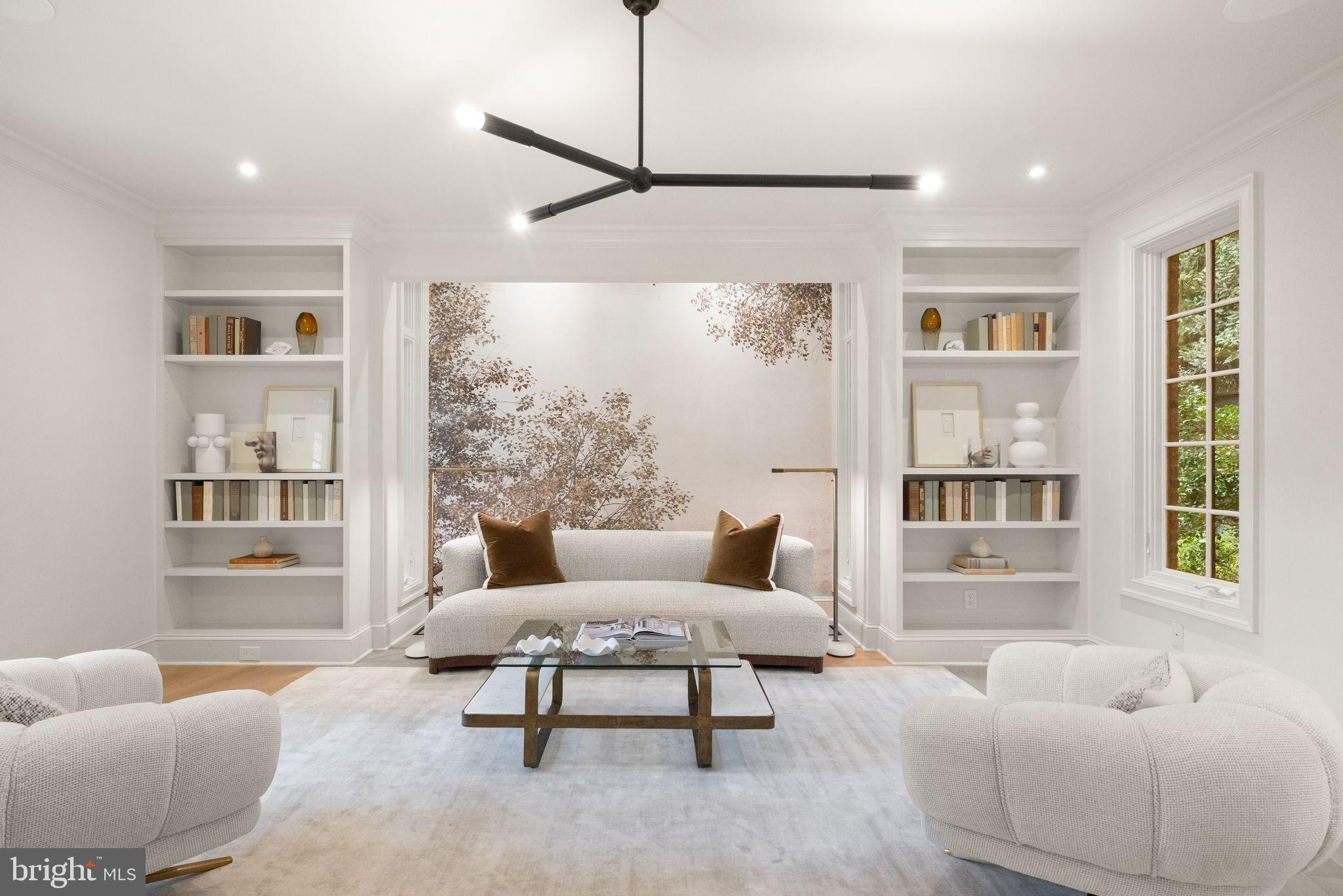 CLEVELAND PARK - Residential