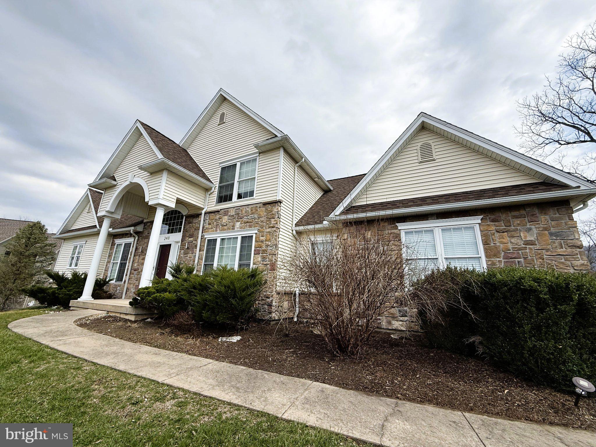STEARNS CROSSING - Residential