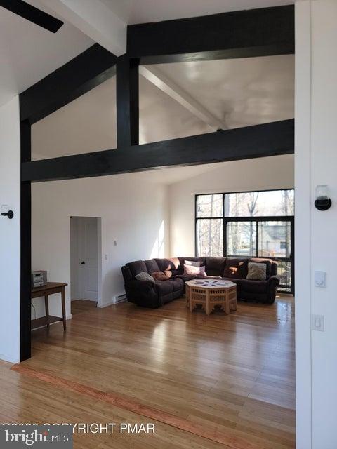 POCONO COUNTRY PLACE - Residential