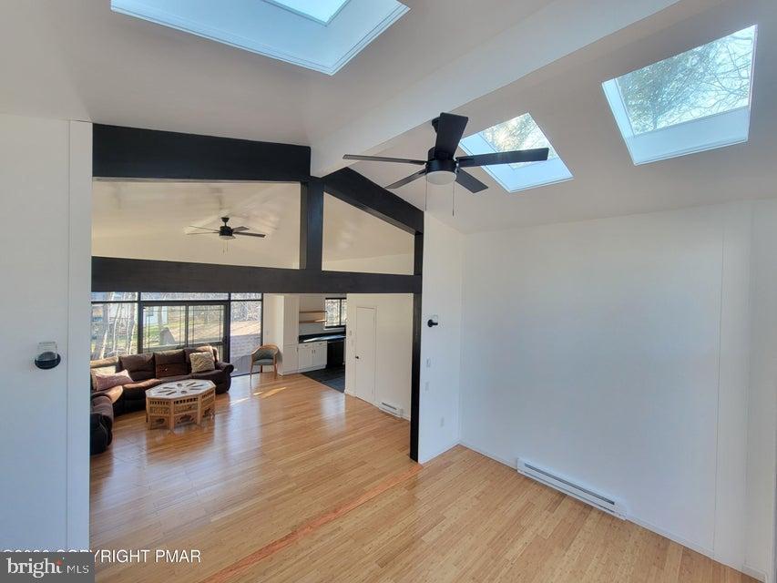 POCONO COUNTRY PLACE - Residential