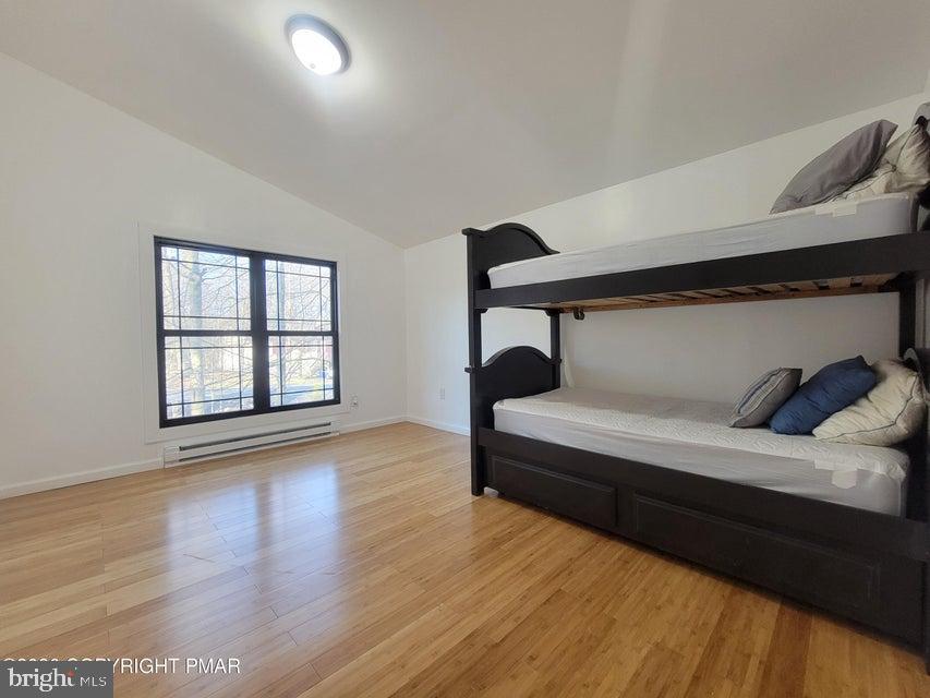 POCONO COUNTRY PLACE - Residential