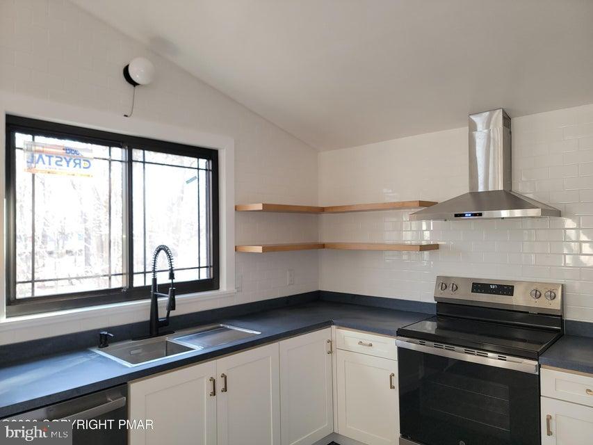 POCONO COUNTRY PLACE - Residential