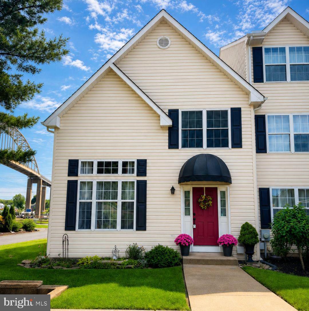 SHIPSIDE - Residential