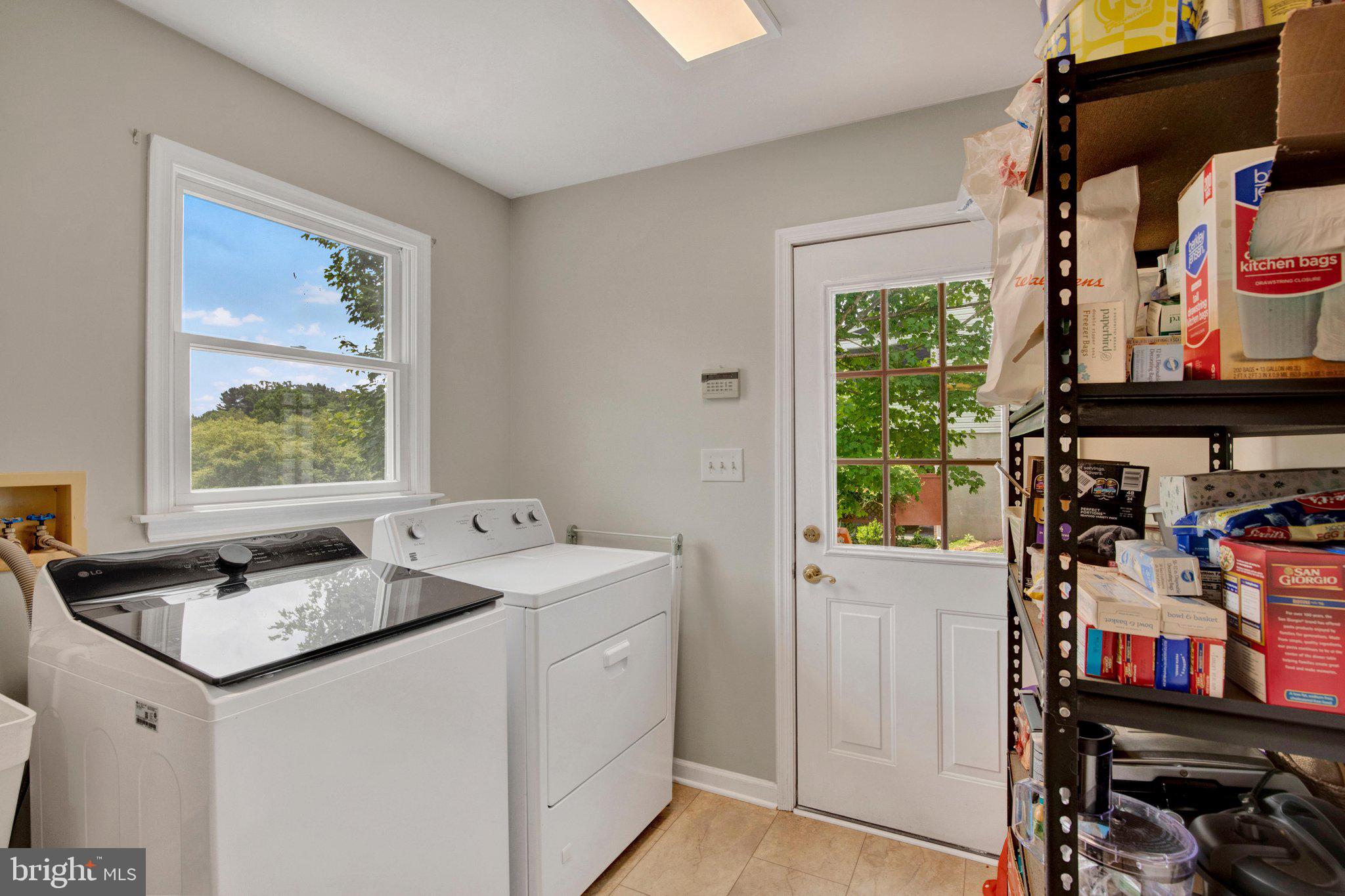 FOREST LAKES - Residential