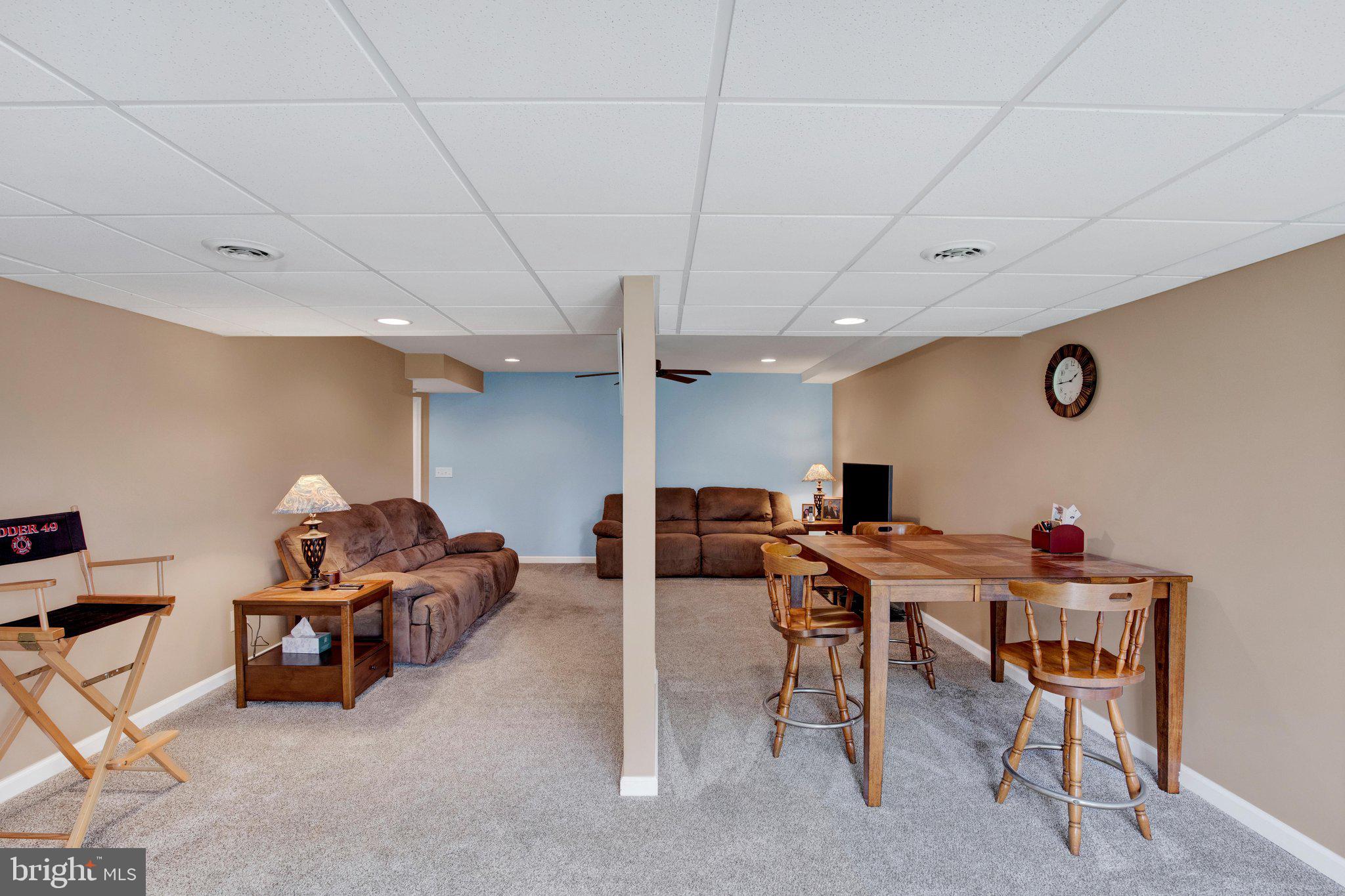 FOREST LAKES - Residential