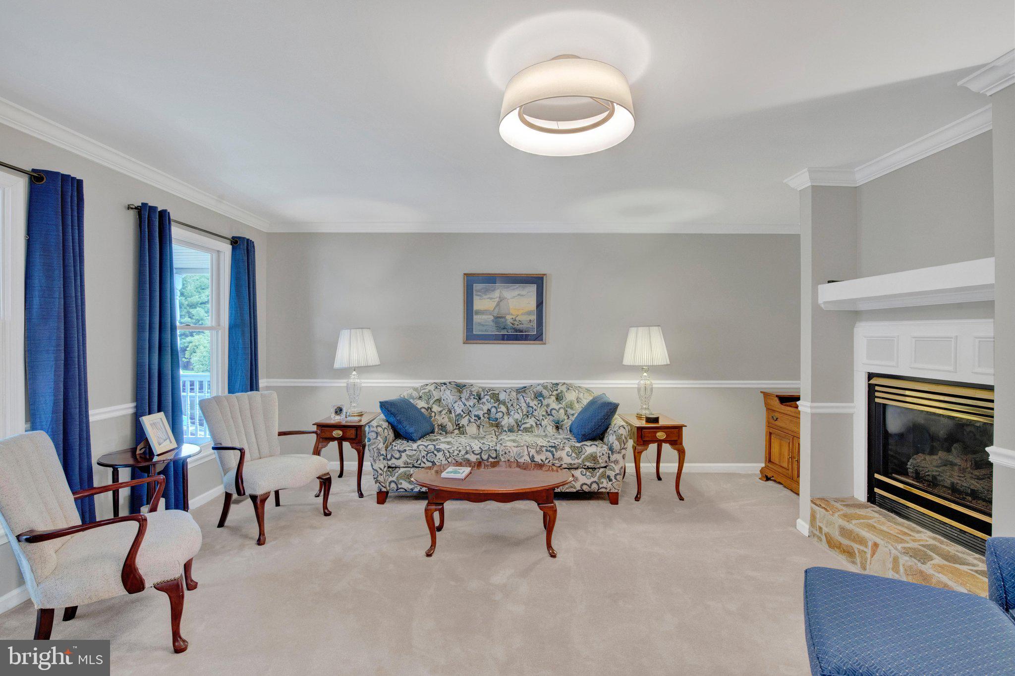 FOREST LAKES - Residential