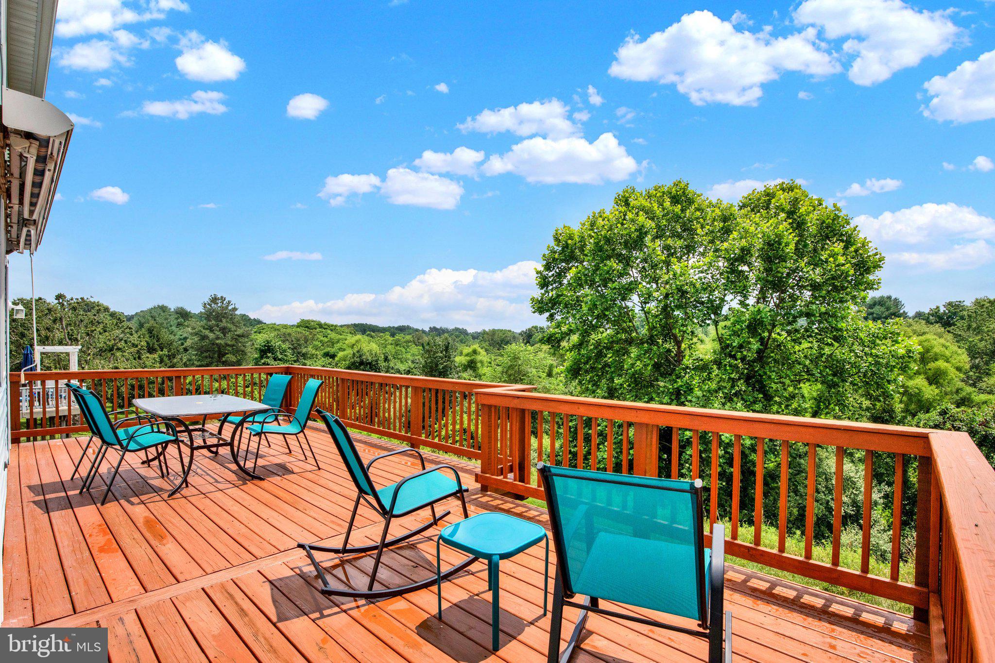 FOREST LAKES - Residential