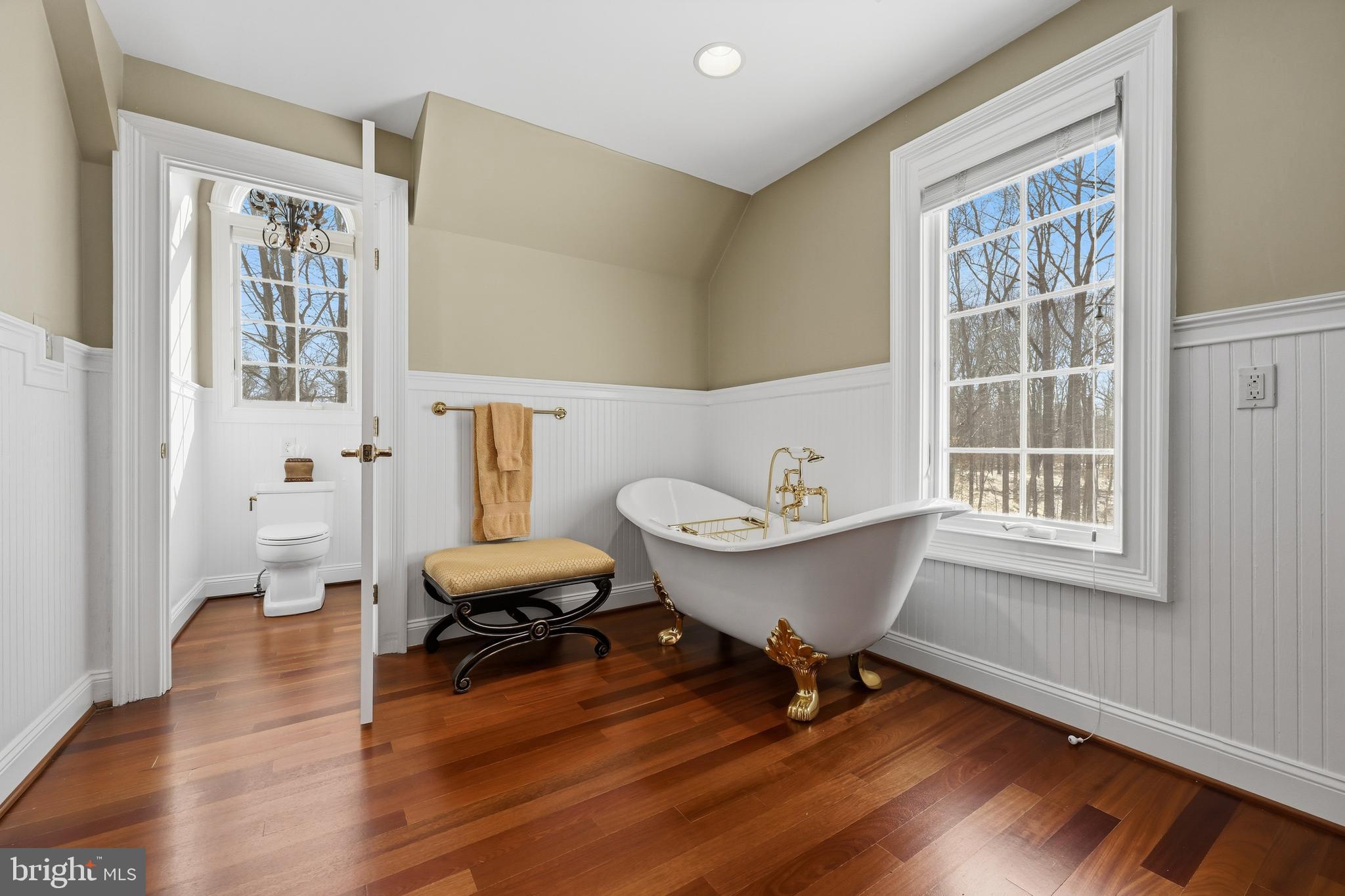 SOUTH RIVER COLONY - Residential