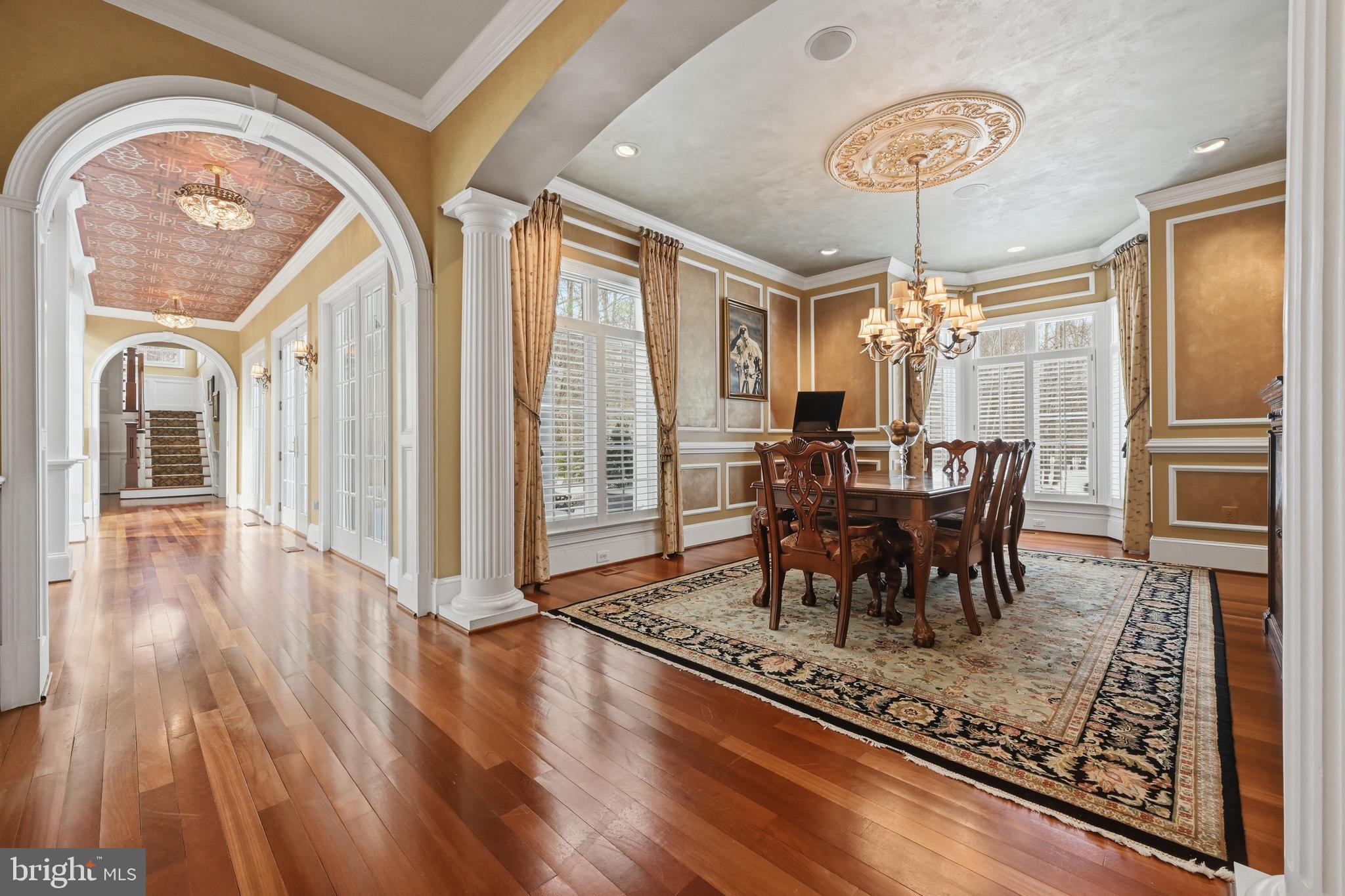 SOUTH RIVER COLONY - Residential