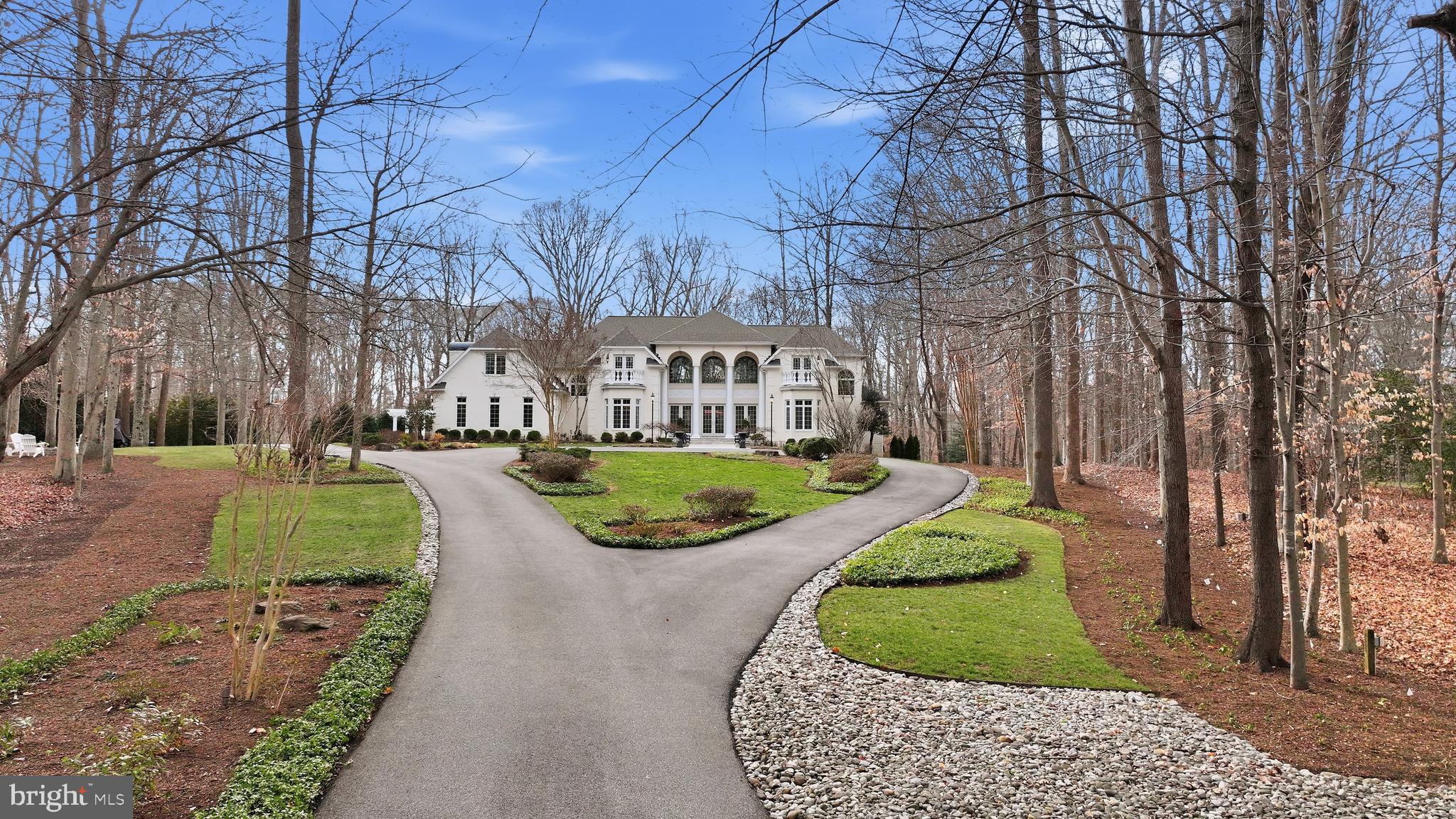 SOUTH RIVER COLONY - Residential