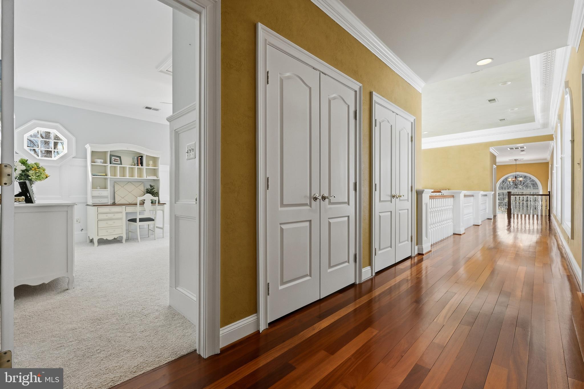 SOUTH RIVER COLONY - Residential