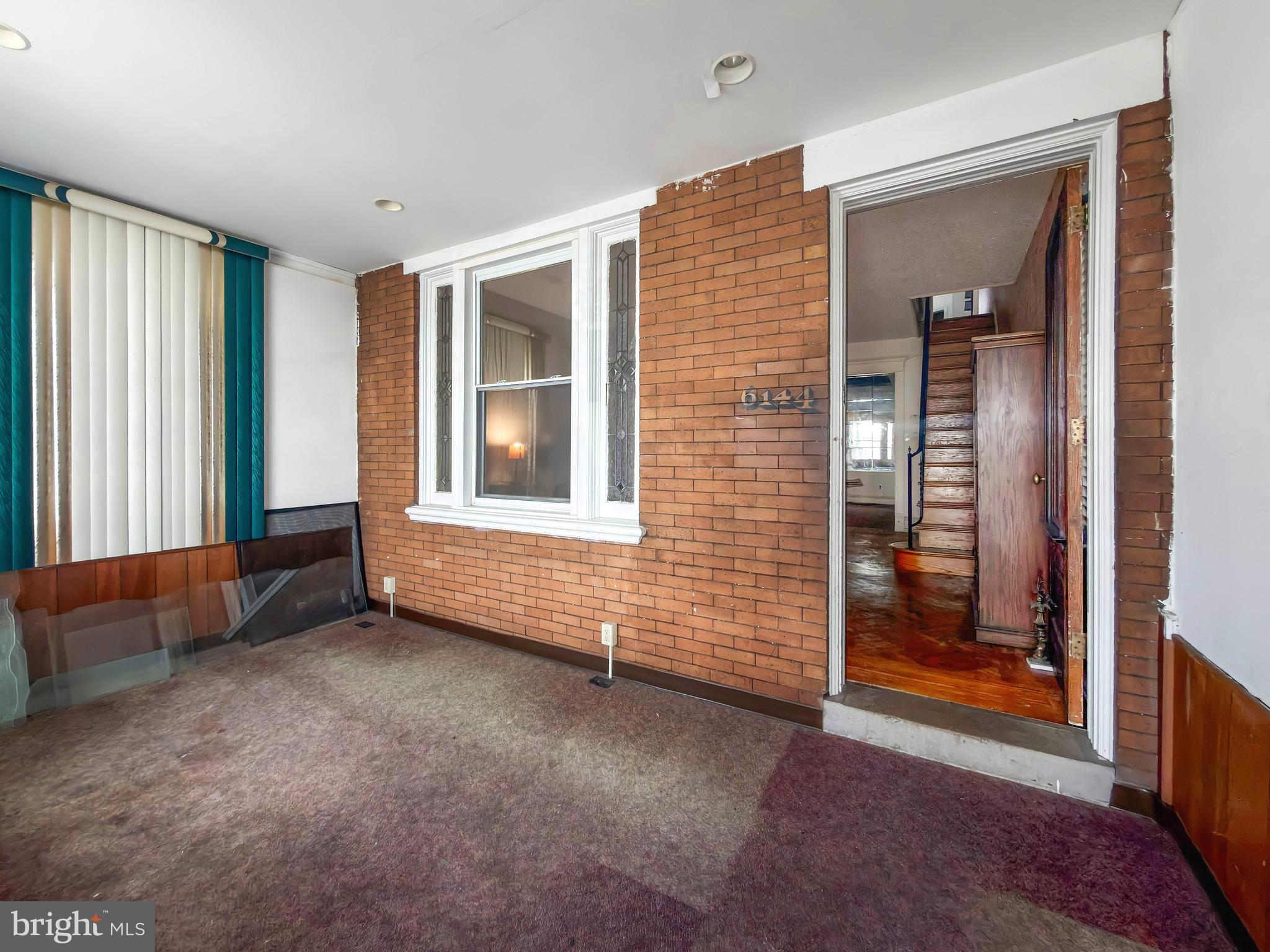 COBBS CREEK - Residential