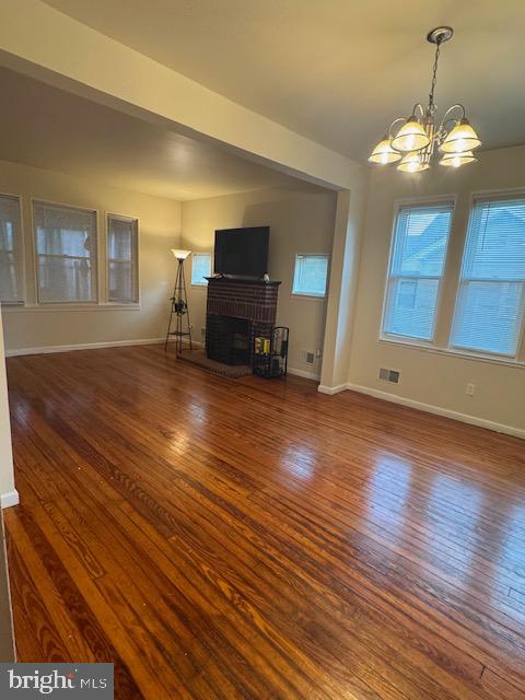 ELMHURST - Residential