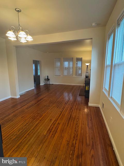 ELMHURST - Residential