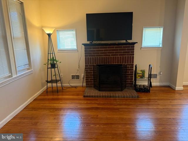 ELMHURST - Residential