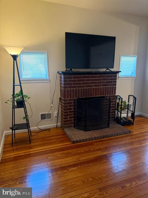 ELMHURST - Residential