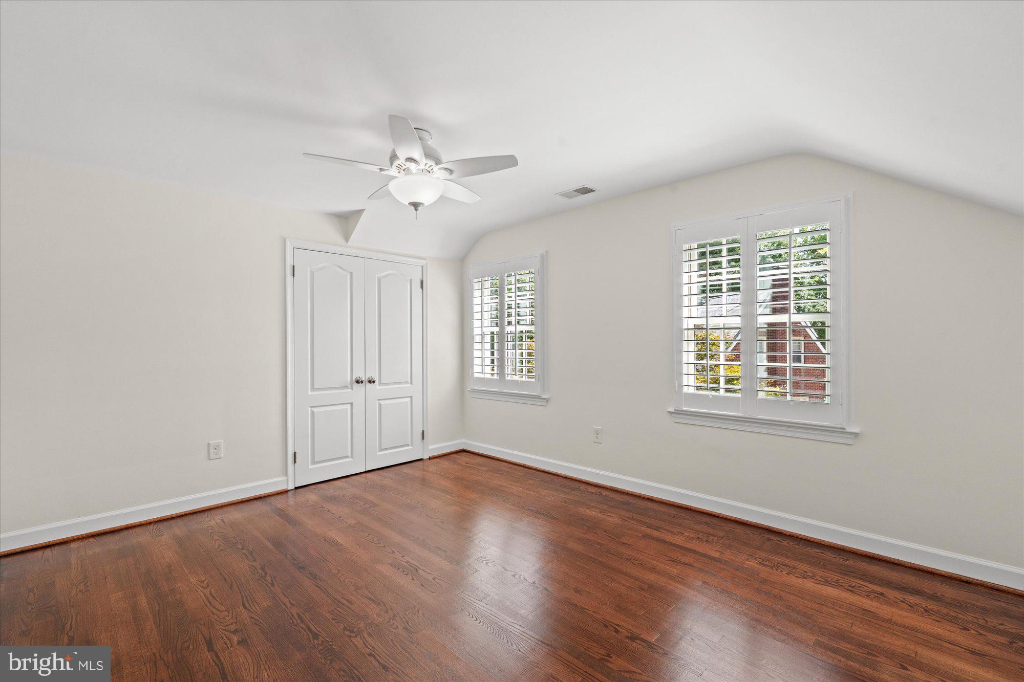 JEFFERSON PARK - Residential