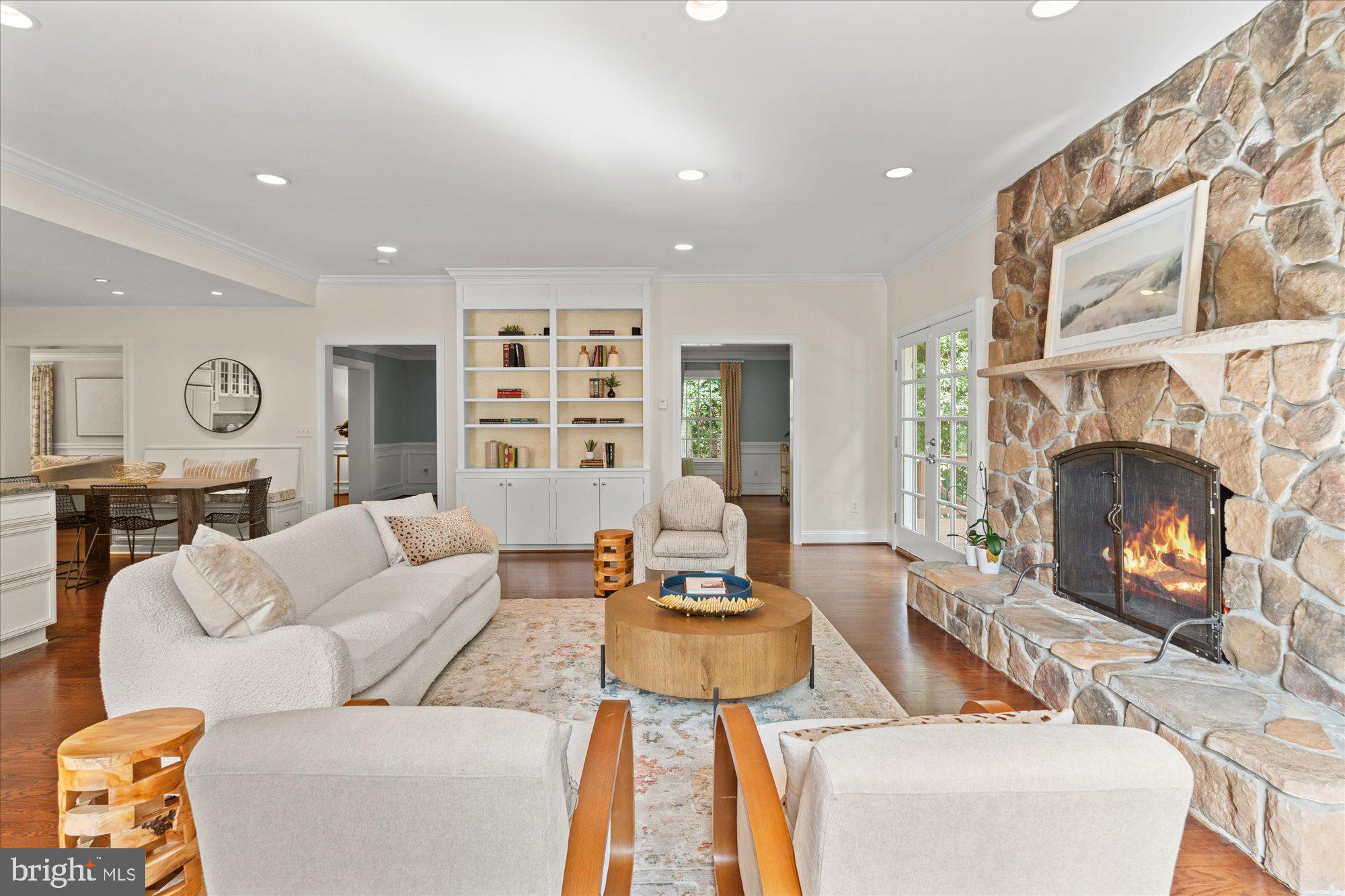 JEFFERSON PARK - Residential