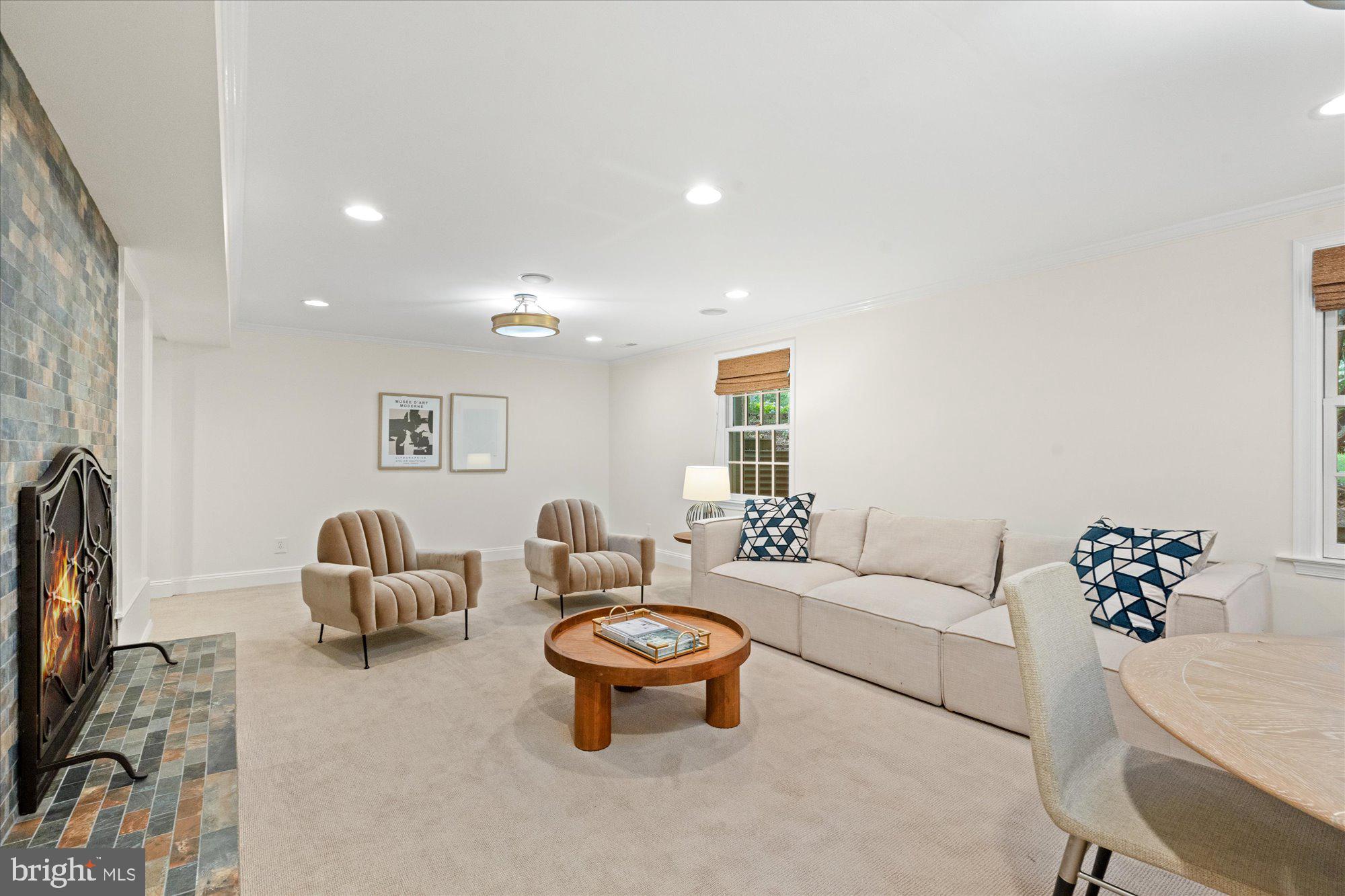 JEFFERSON PARK - Residential