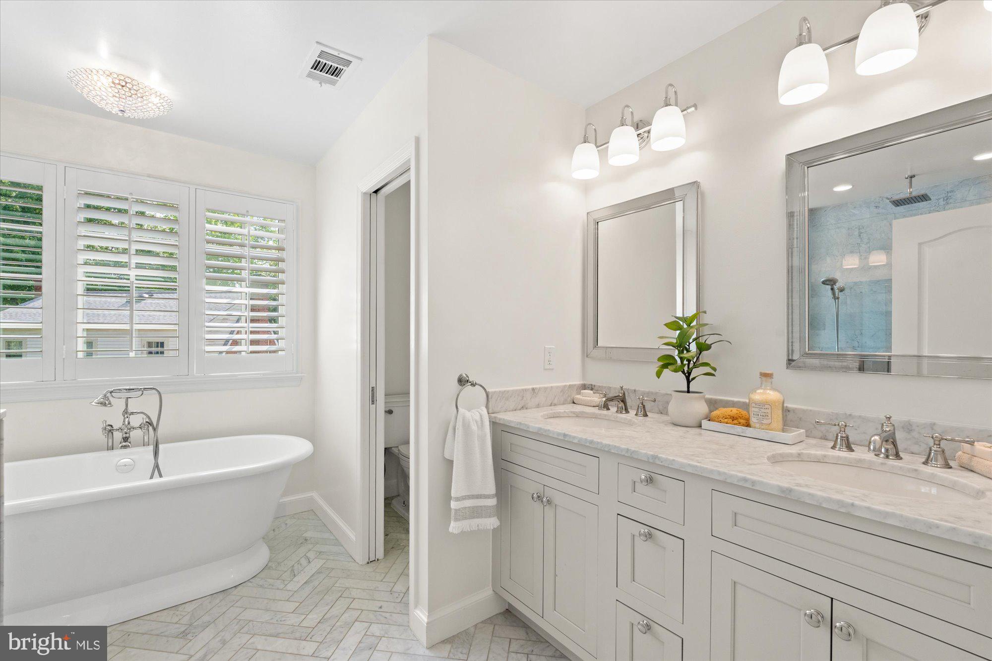 JEFFERSON PARK - Residential