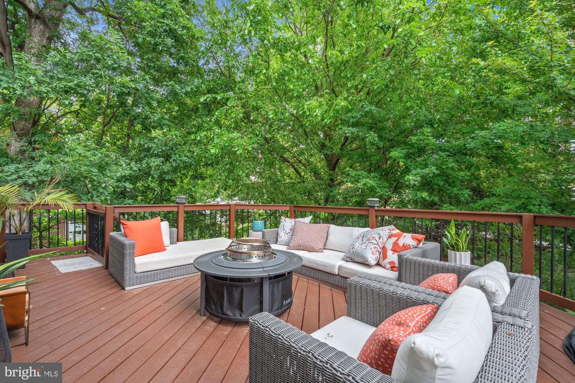JEFFERSON PARK - Residential