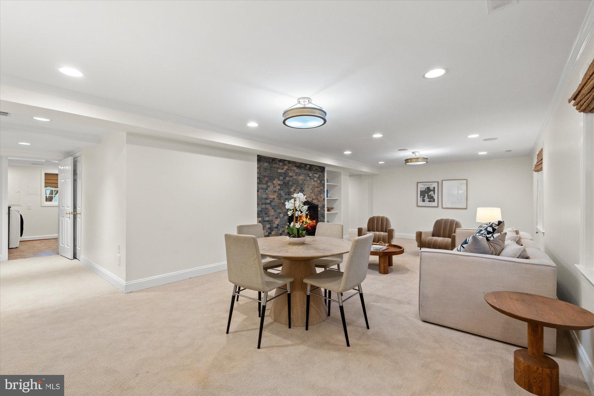 JEFFERSON PARK - Residential