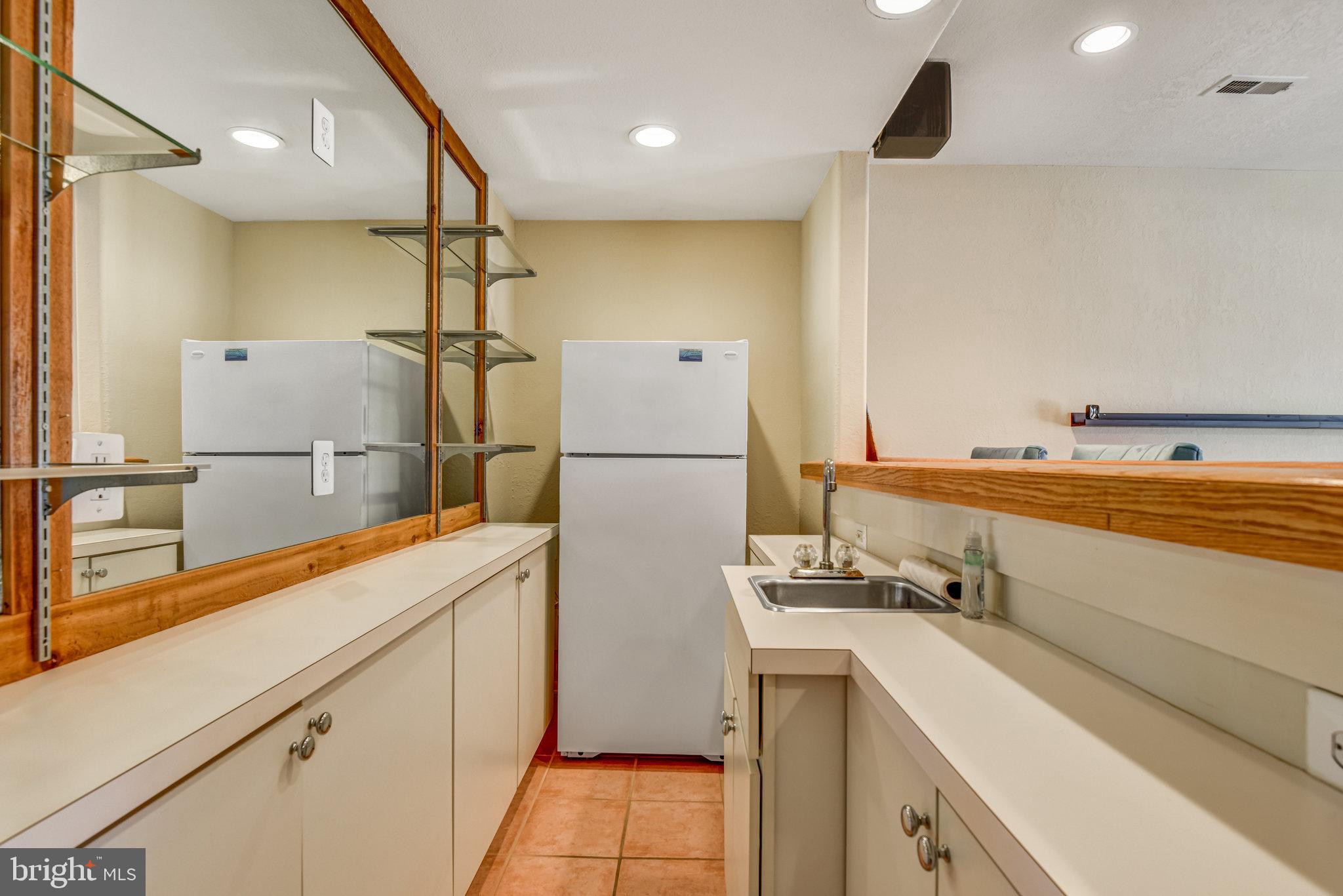 BELMONT BAY - Residential
