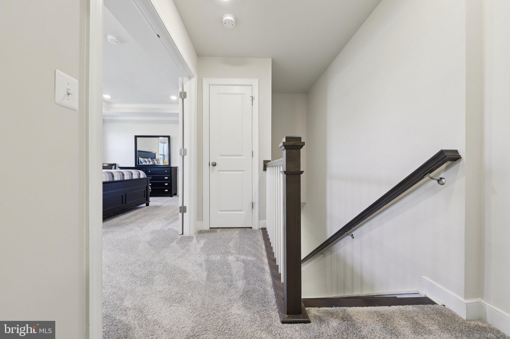 HUNTINGTON CROSSING - Residential