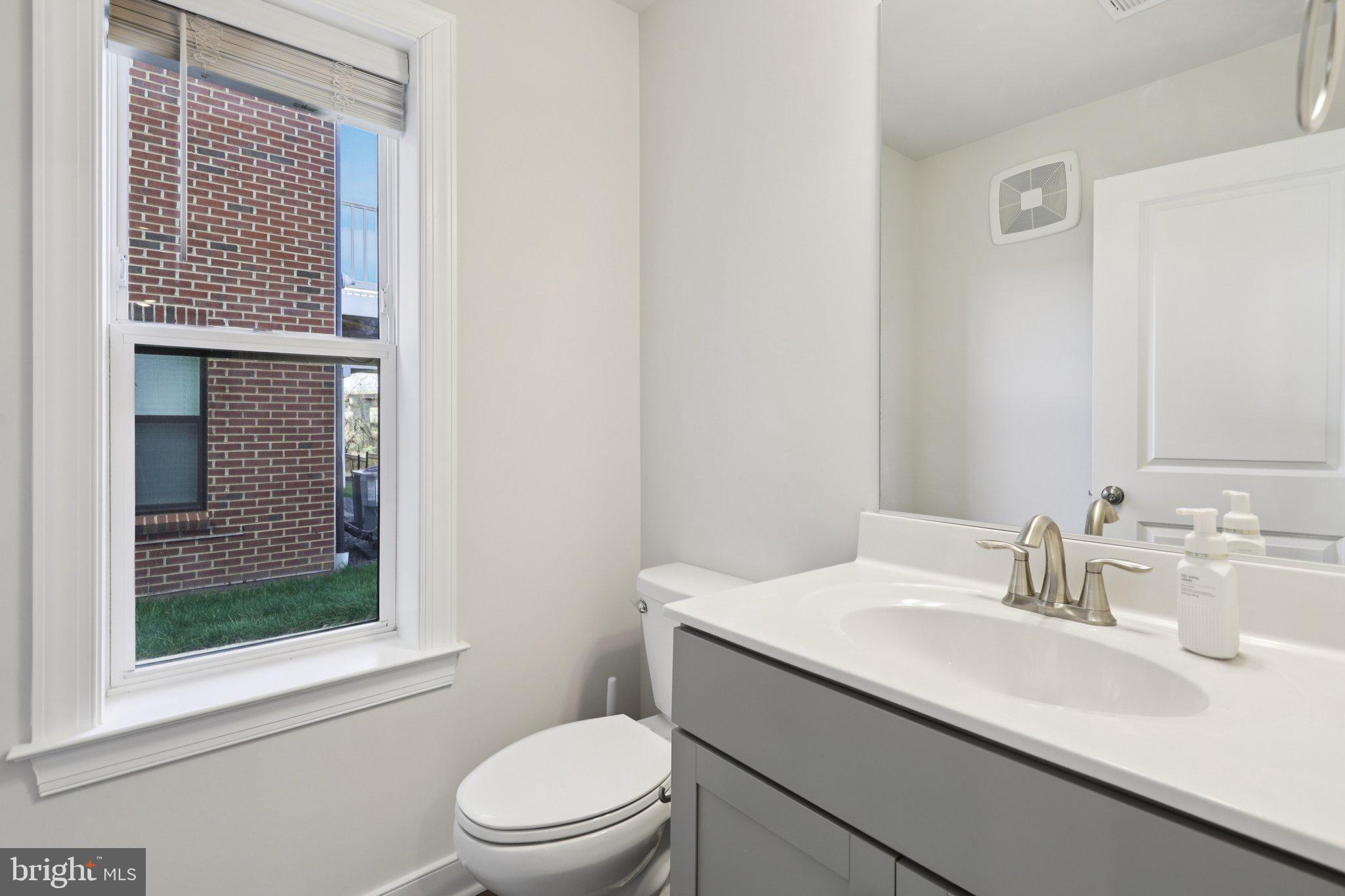 HUNTINGTON CROSSING - Residential