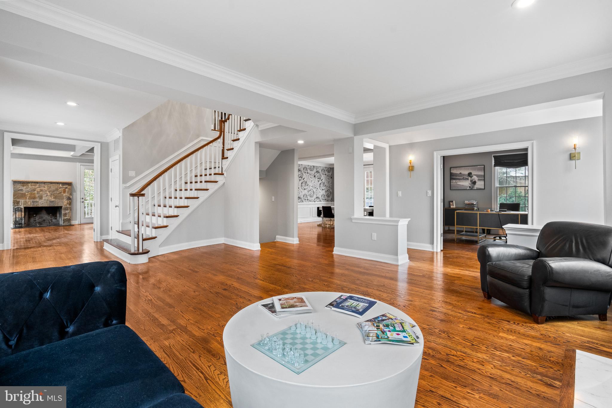 ARLINGWOOD - Residential