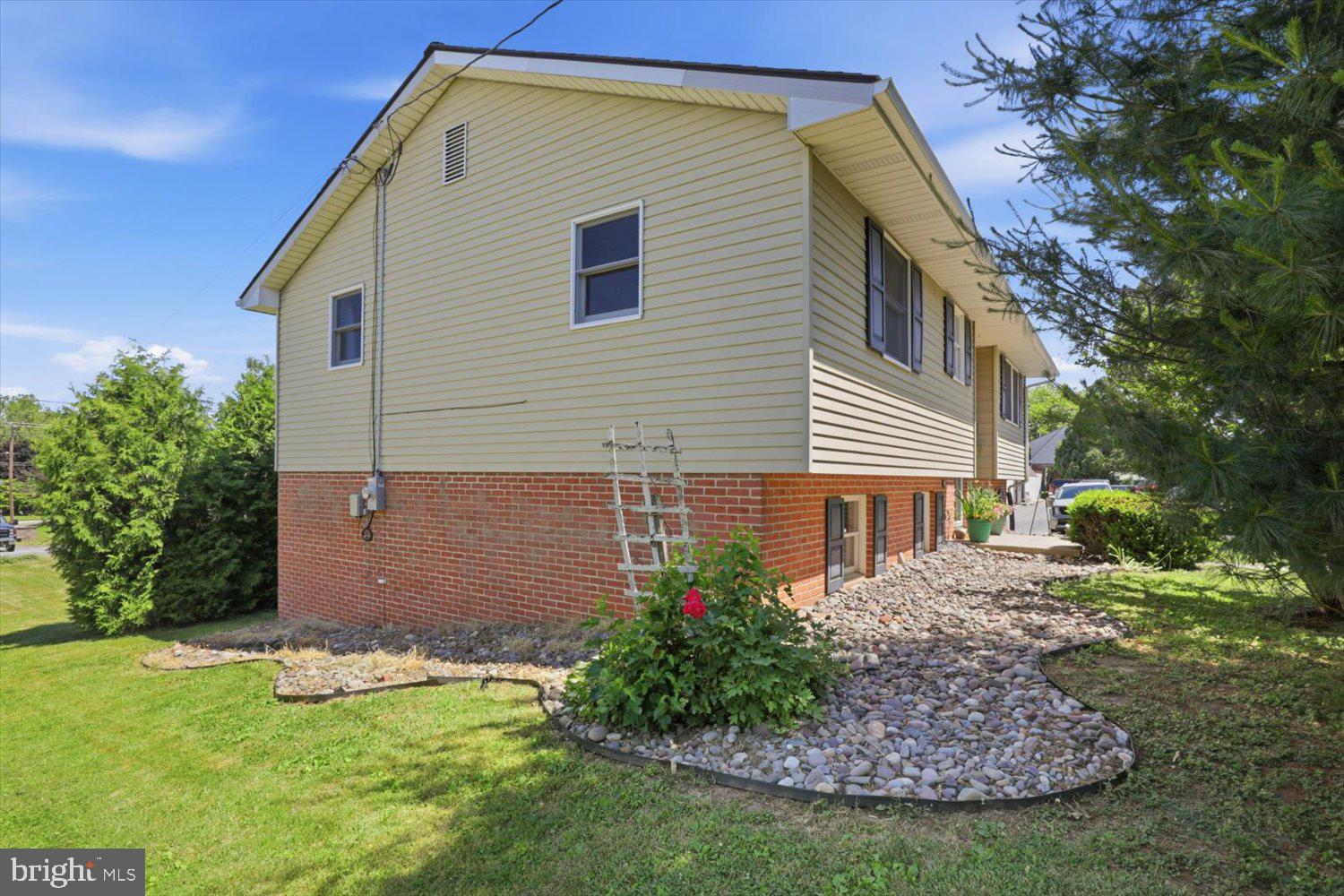 EPHRATA TWP - Residential