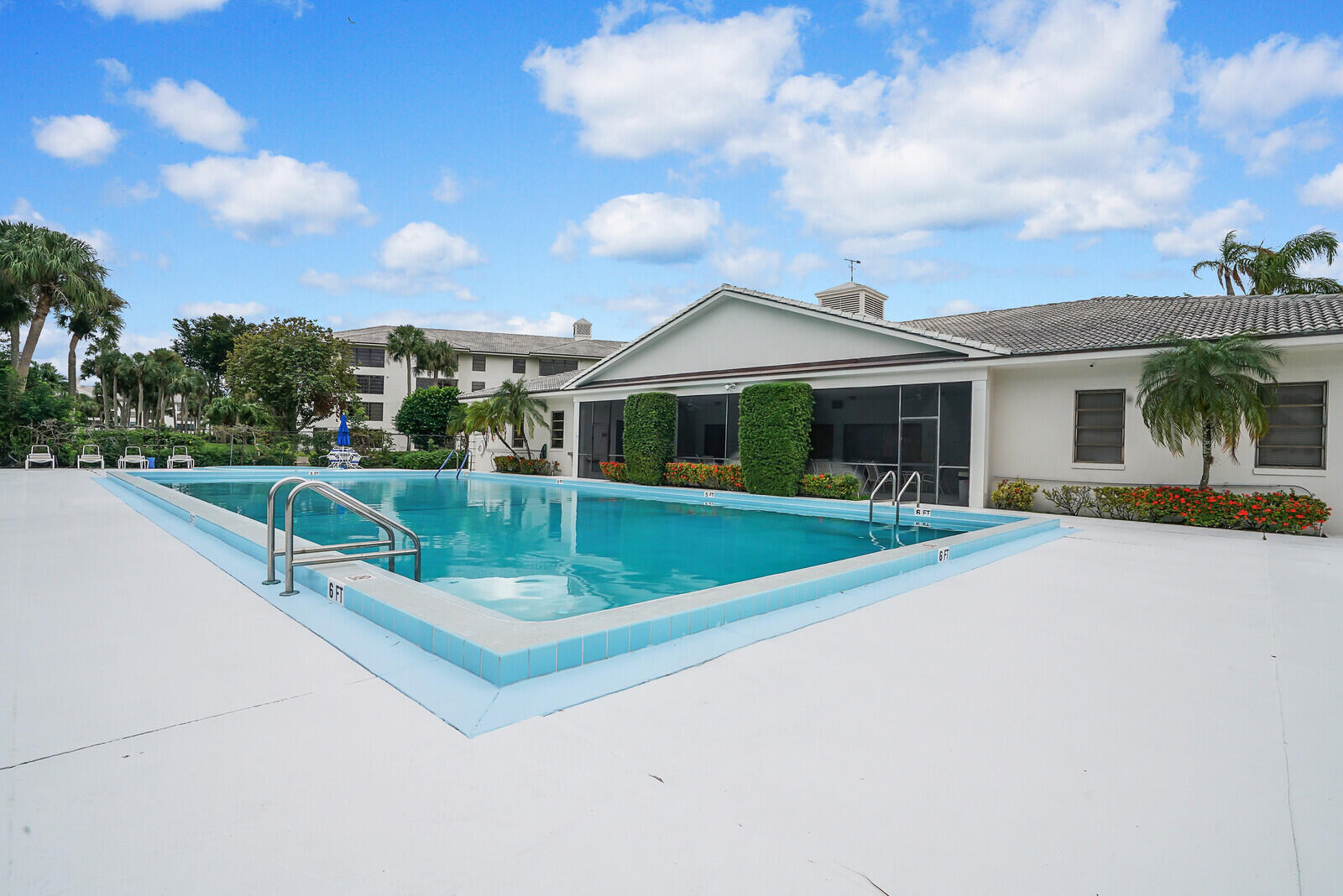 WHITEHALL CONDO OF THE LANDS OF THE PRESIDENT - Residential
