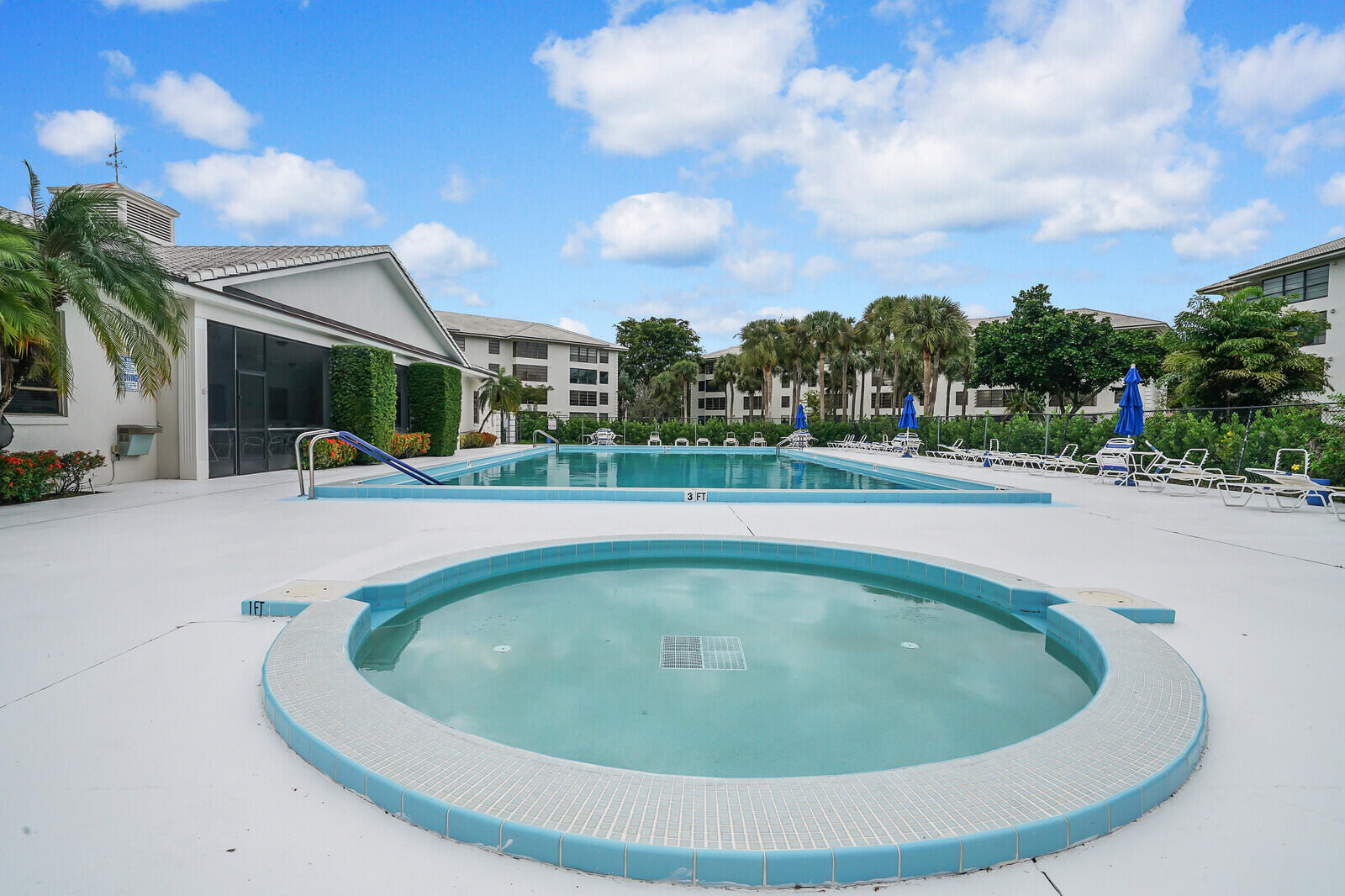 WHITEHALL CONDO OF THE LANDS OF THE PRESIDENT - Residential