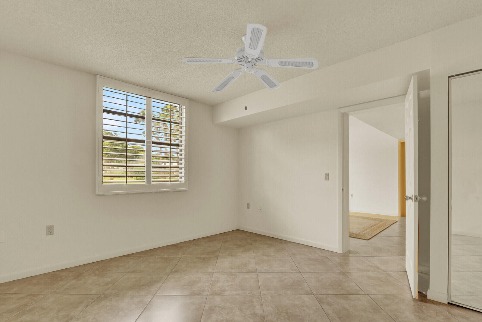 WHITEHALL CONDO OF THE LANDS OF THE PRESIDENT - Residential