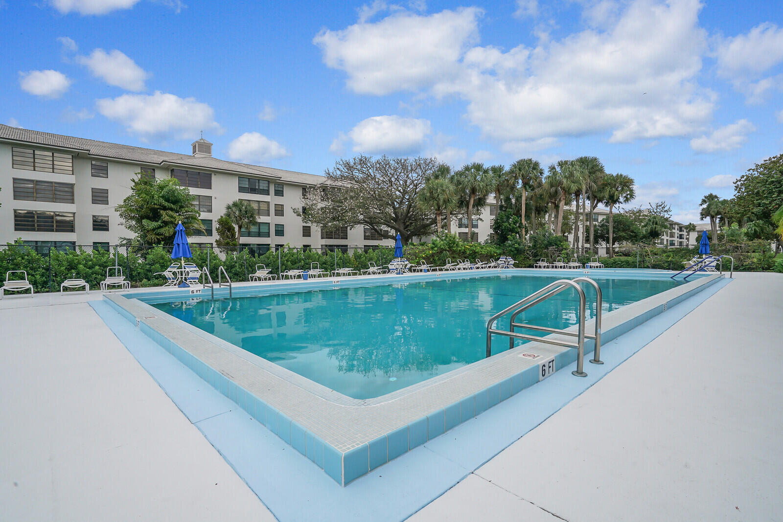 WHITEHALL CONDO OF THE LANDS OF THE PRESIDENT - Residential