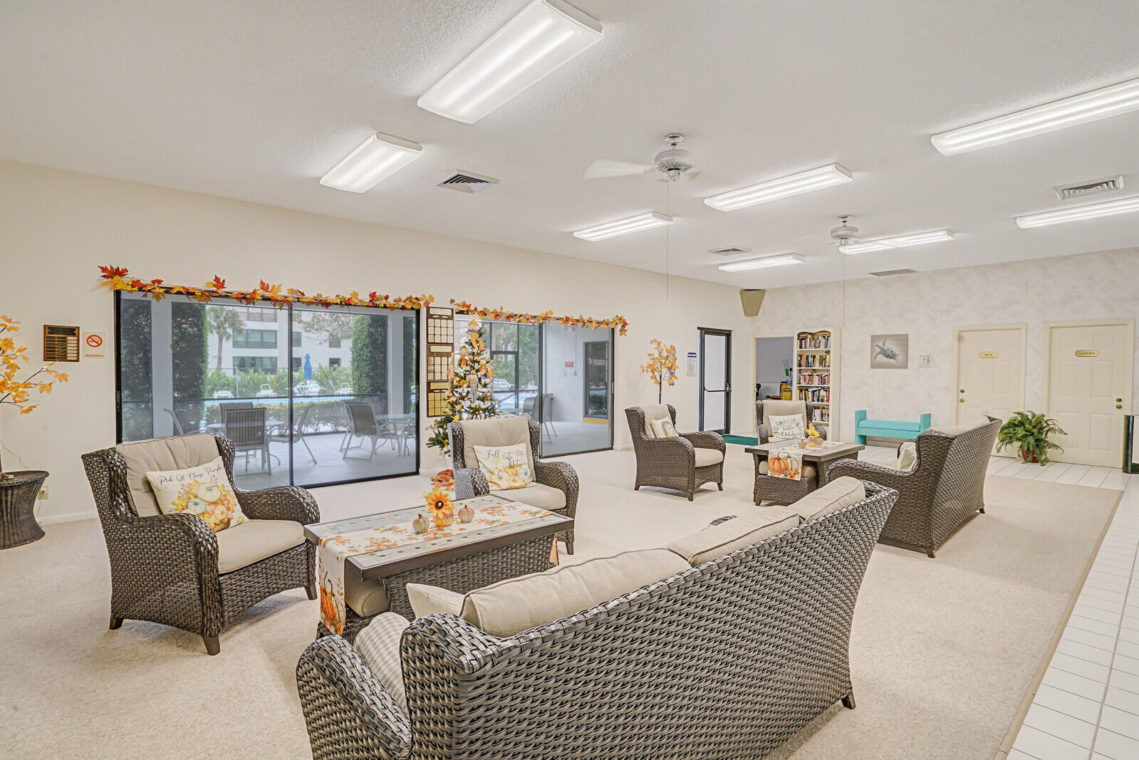 WHITEHALL CONDO OF THE LANDS OF THE PRESIDENT - Residential