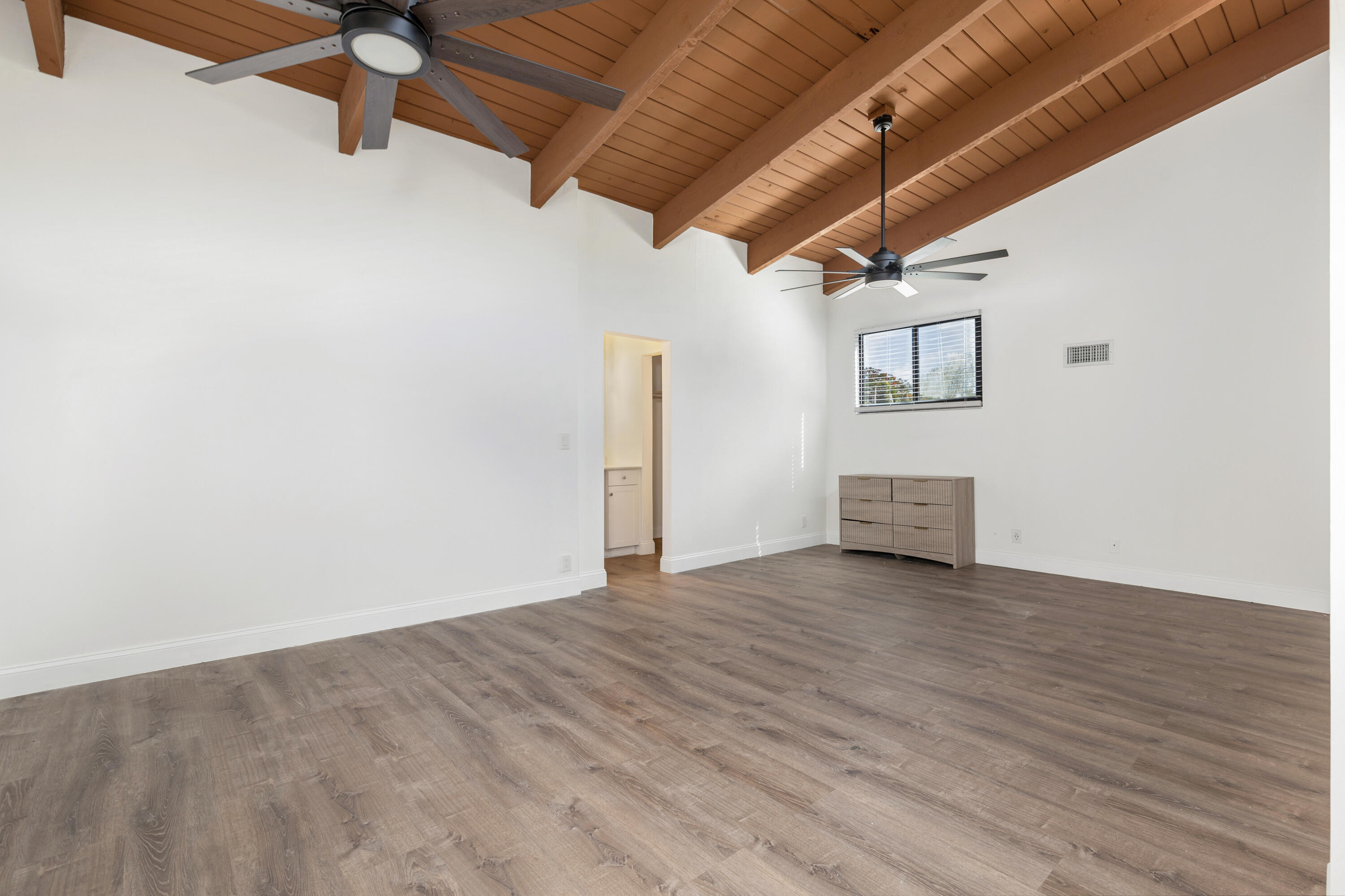 SOUTHRIDGE - Residential