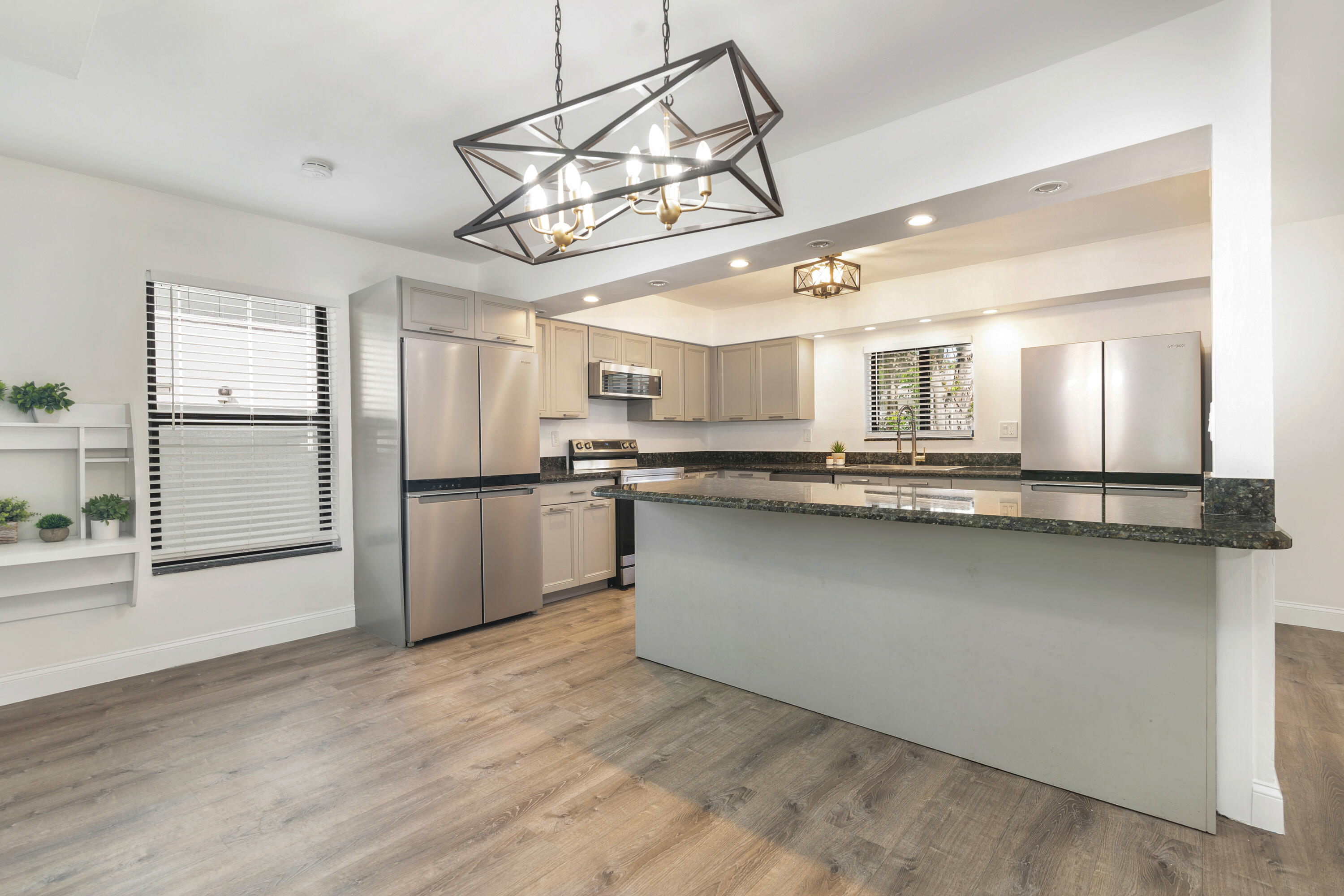 SOUTHRIDGE - Residential
