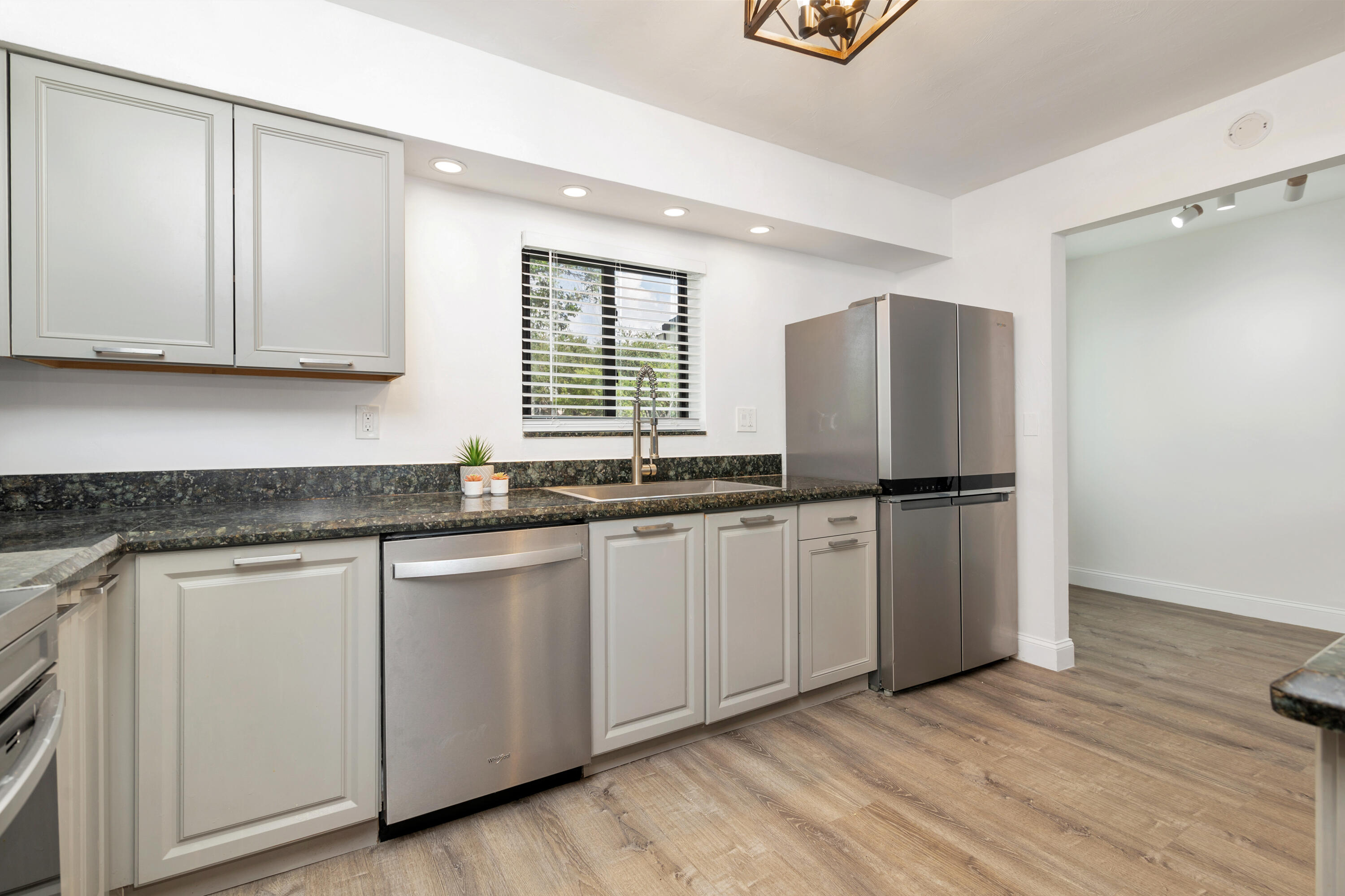 SOUTHRIDGE - Residential