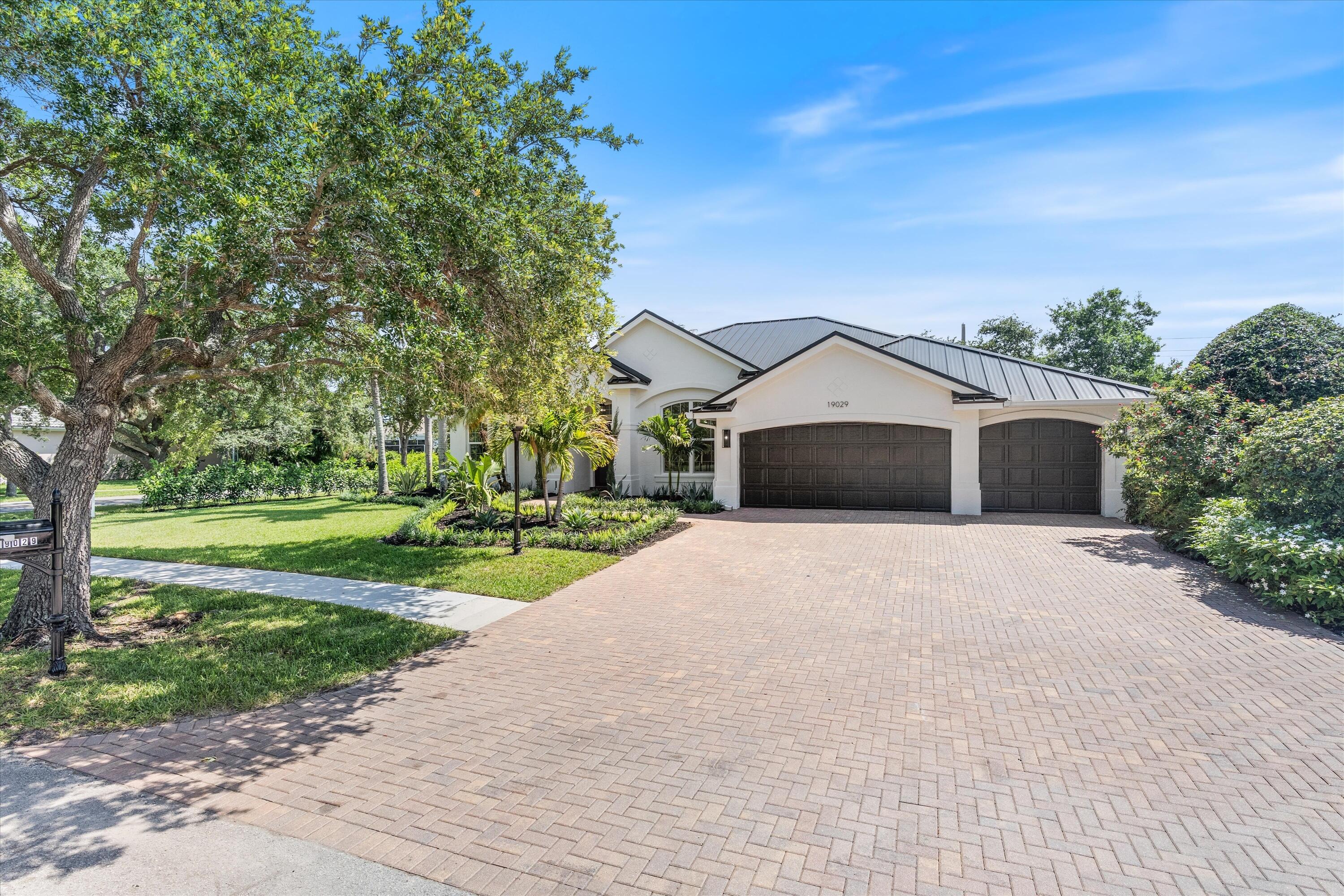 JUPITER RIVER ESTATES - Residential