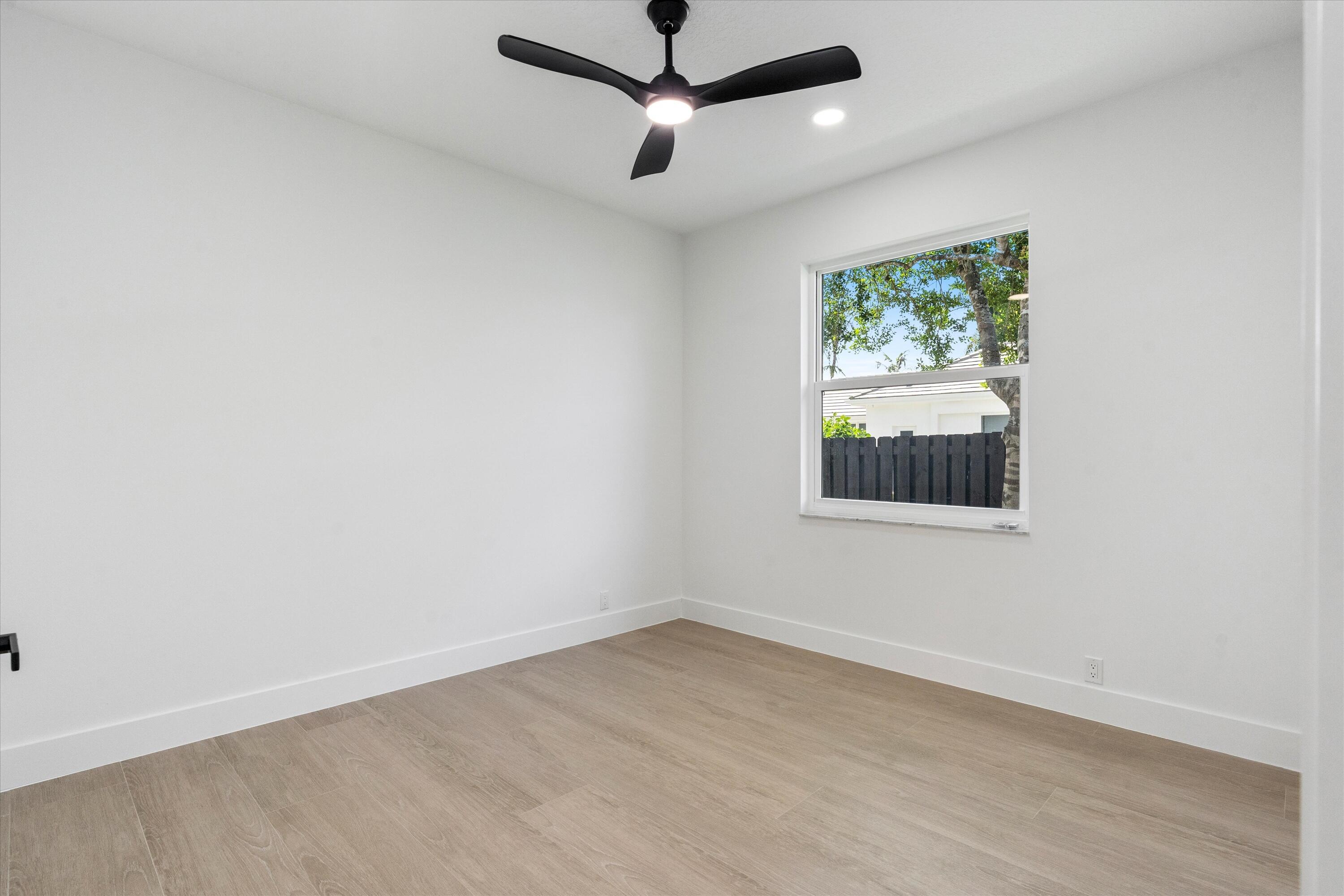 JUPITER RIVER ESTATES - Residential