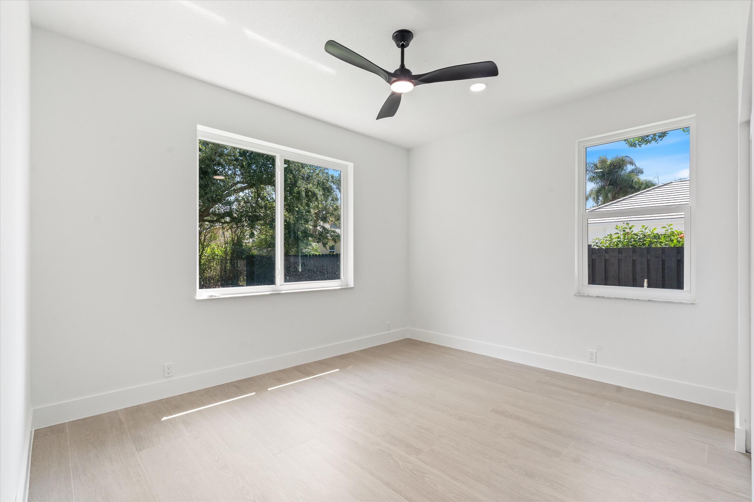 JUPITER RIVER ESTATES - Residential