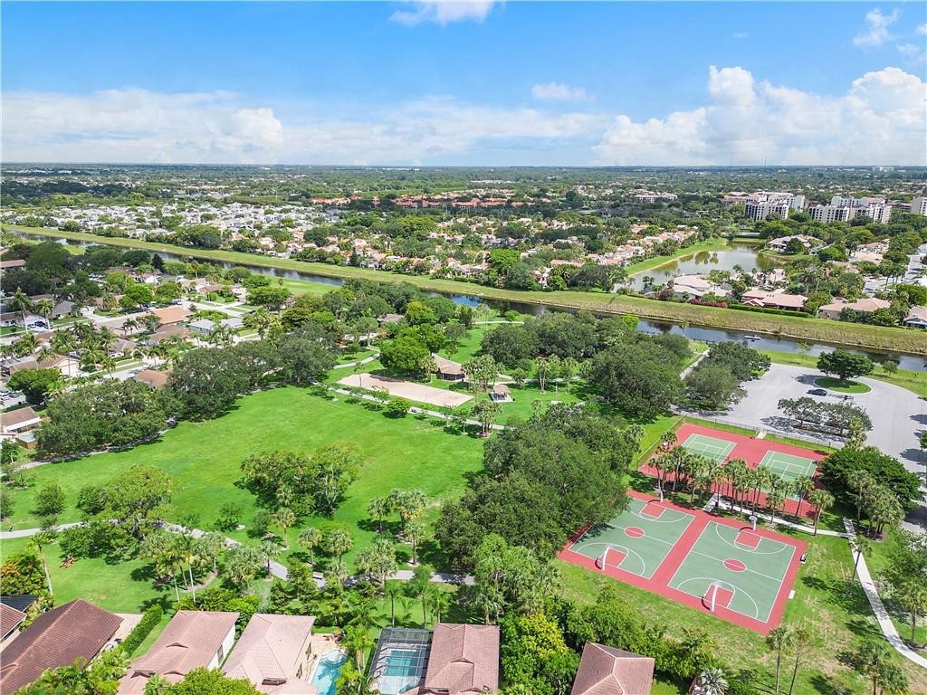 The Villages Of Hillsboro - Residential