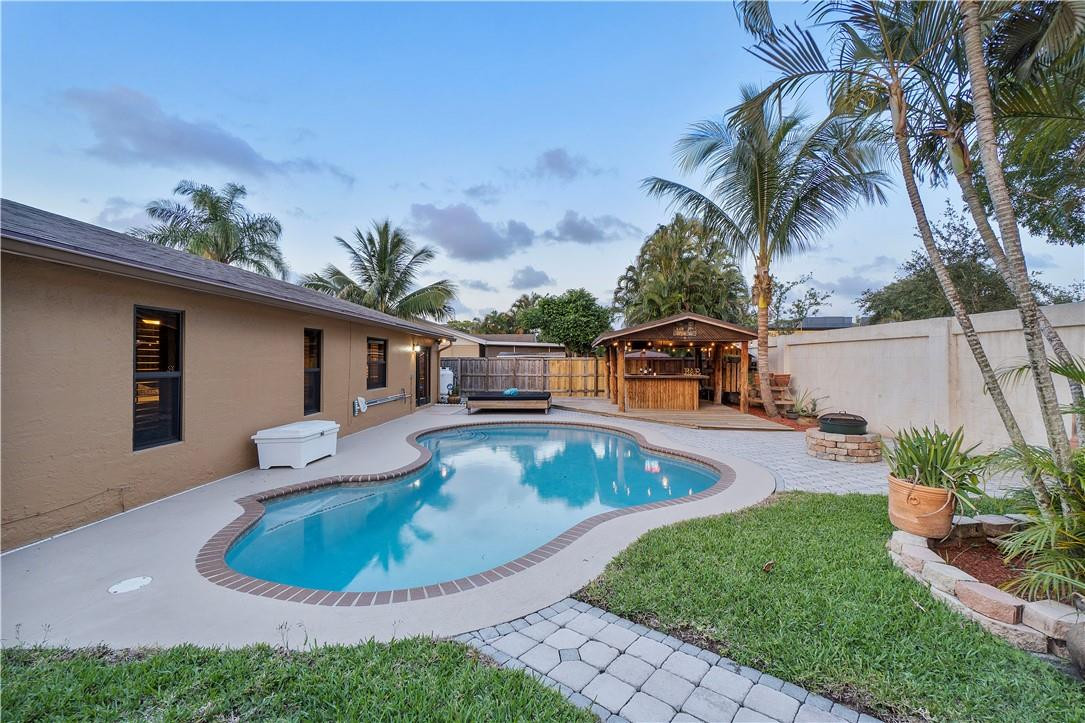 The Villages Of Hillsboro - Residential