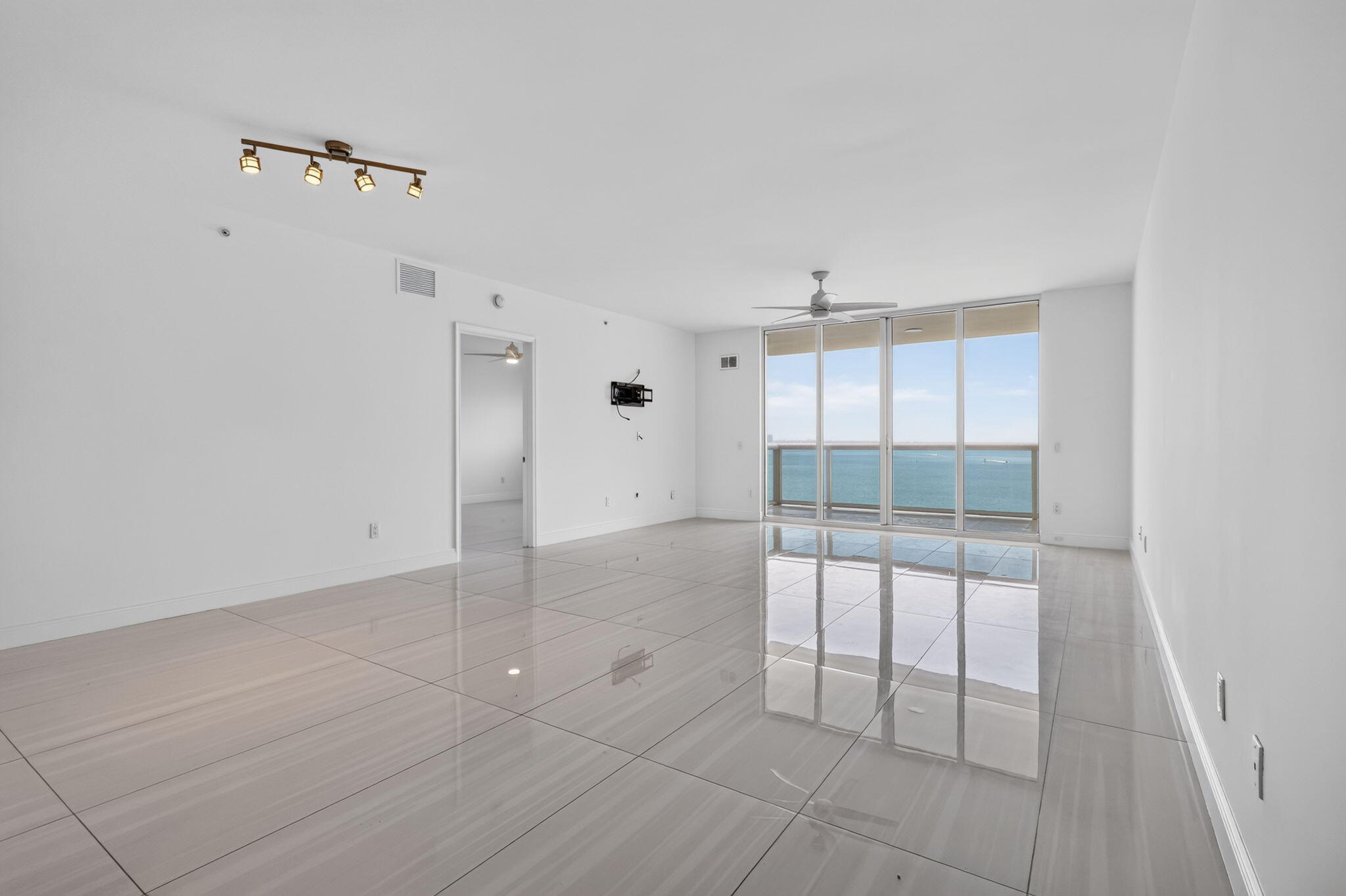 MARINA GRANDE RIVIERA BEACH CONDO - Residential