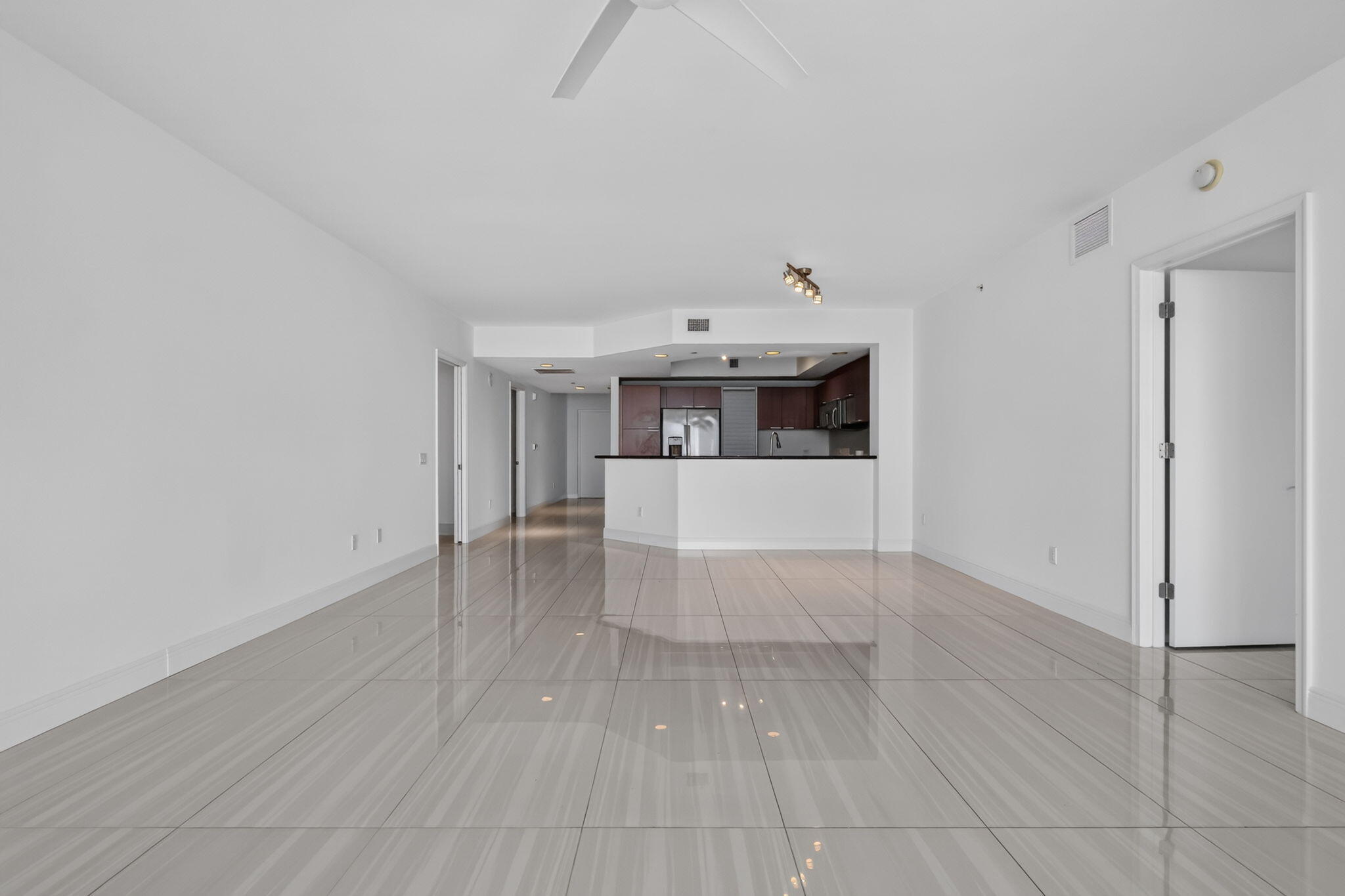 MARINA GRANDE RIVIERA BEACH CONDO - Residential