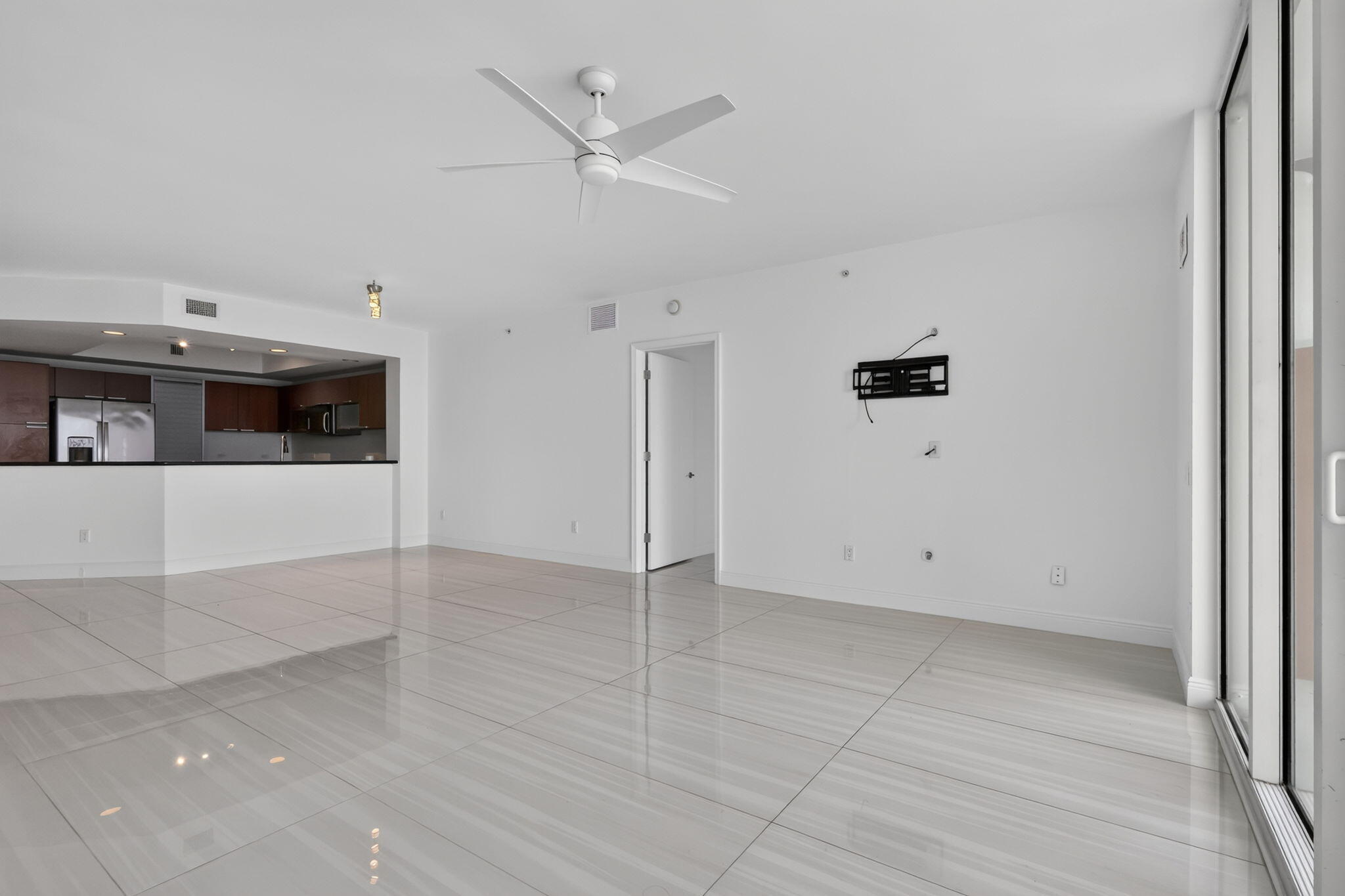 MARINA GRANDE RIVIERA BEACH CONDO - Residential